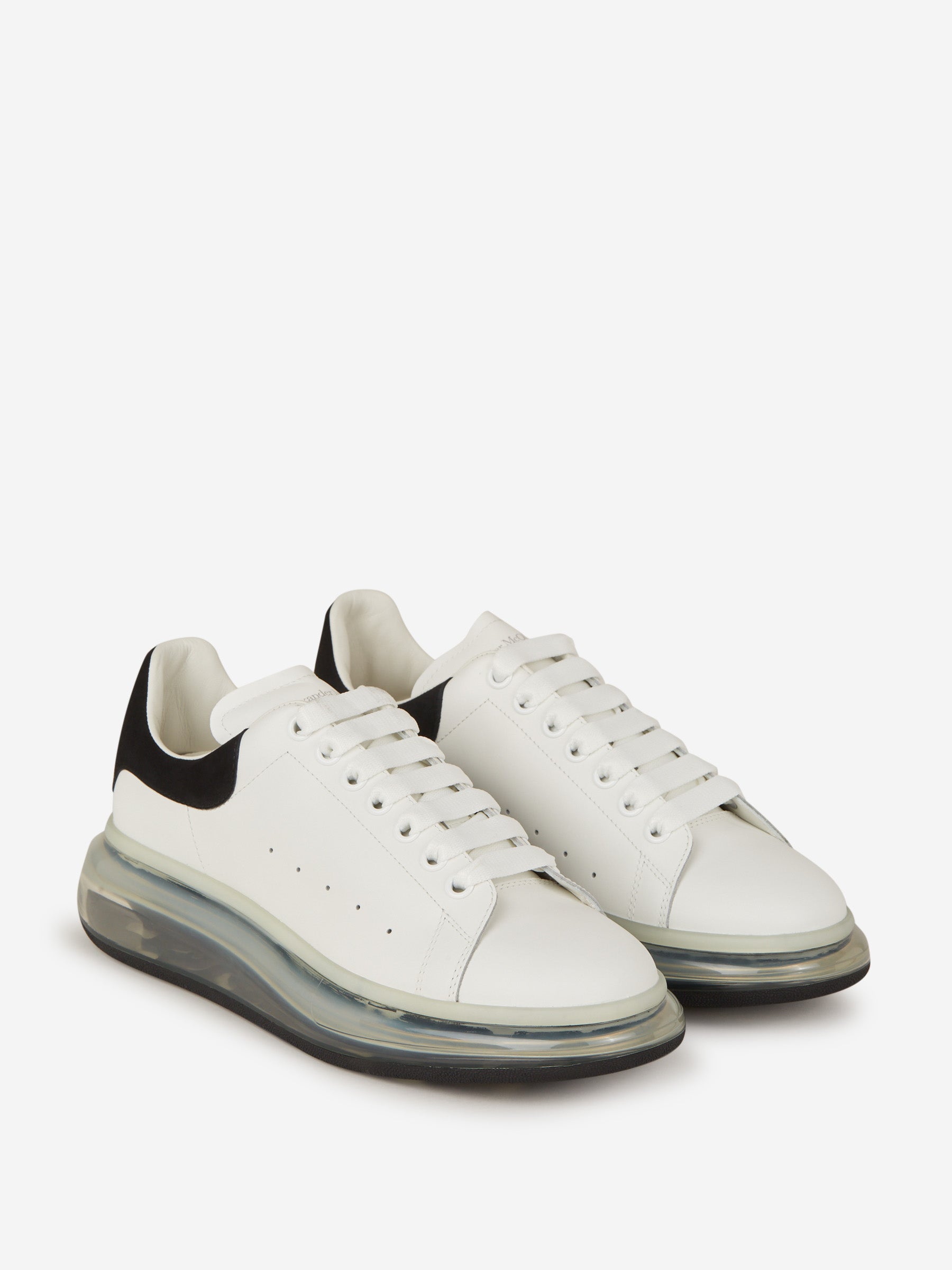 Outlet online Alexander McQueen Hombre Sneakers Larry color Negro sku 616-002158 01 - Foto 2