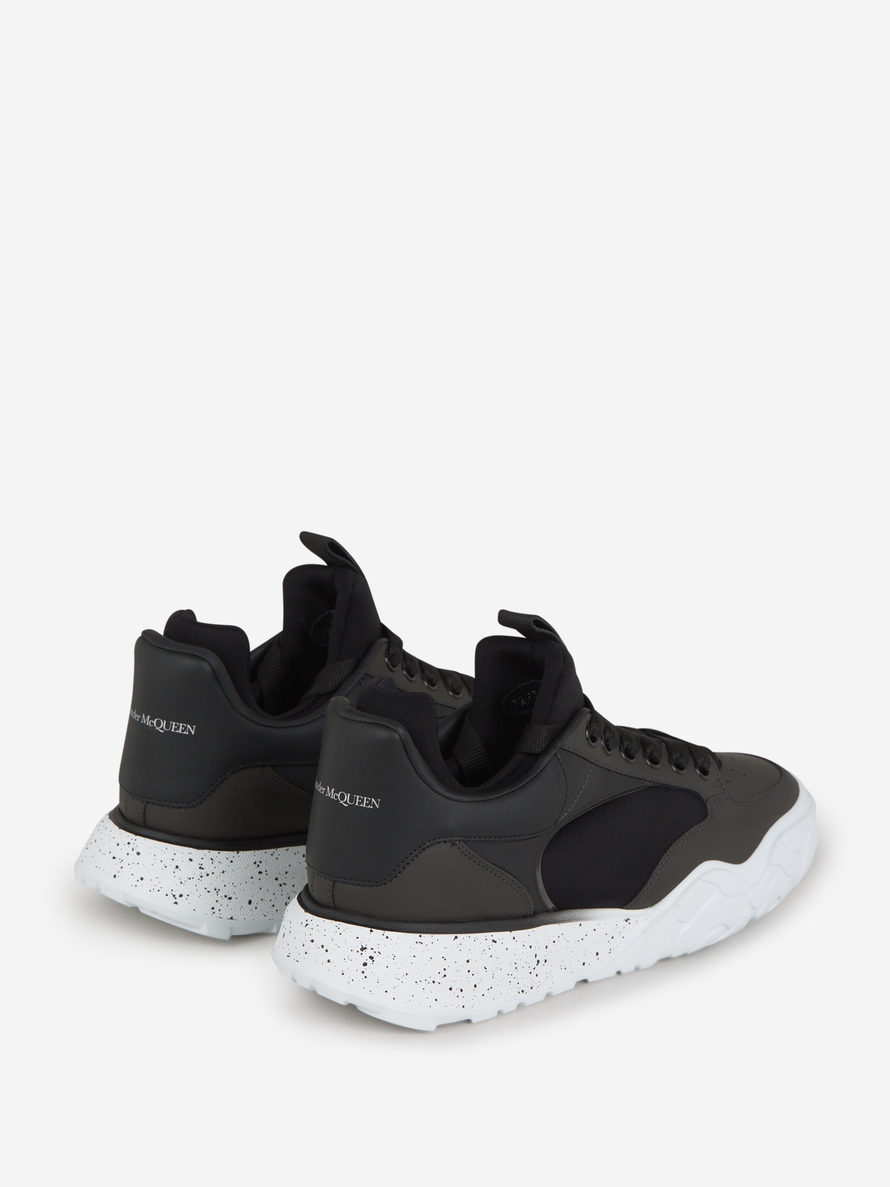 Outlet online Alexander McQueen Hombre Sneakers Court Tech color Negro sku 616-002173 01 - Foto 3