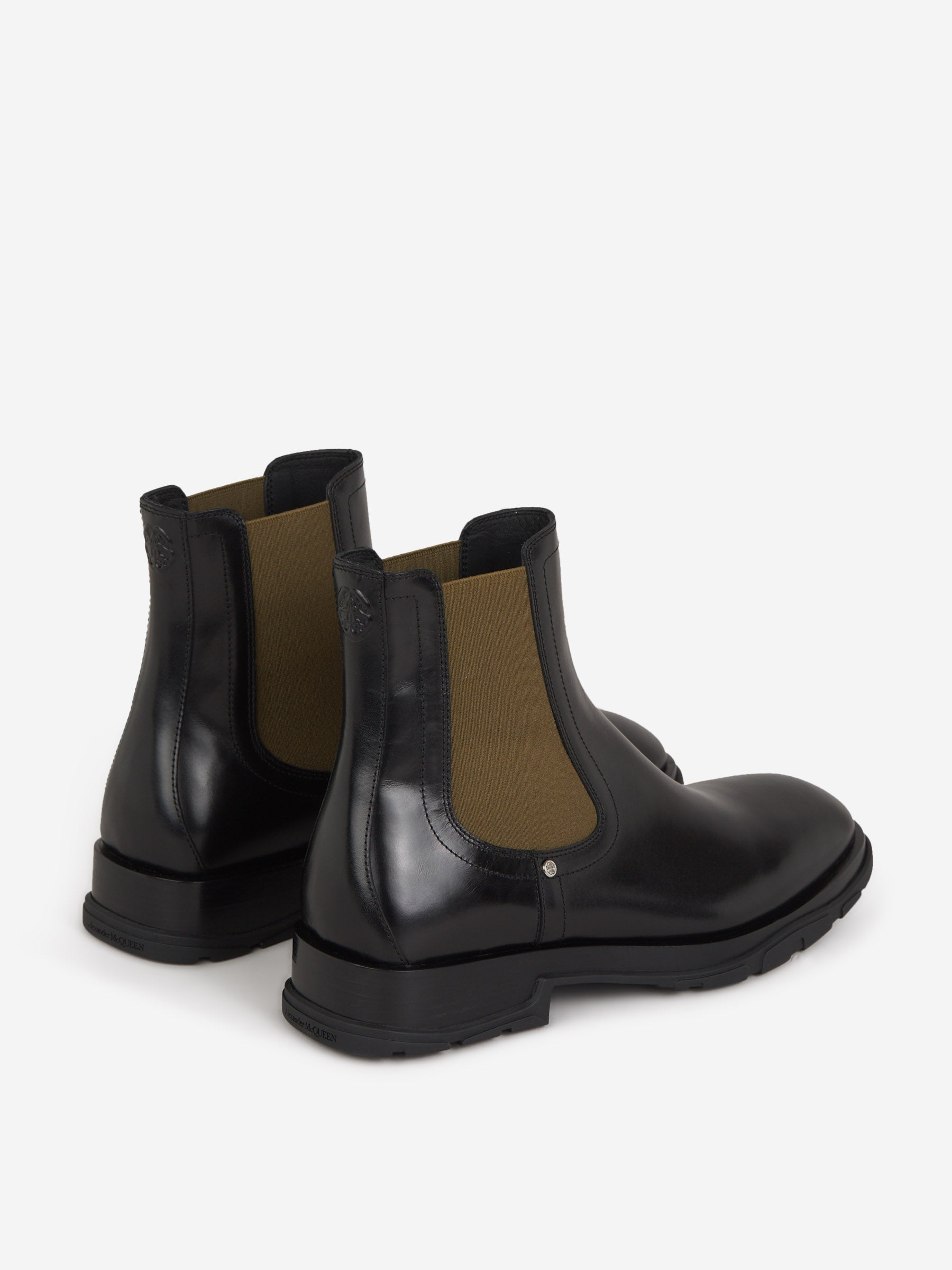 Alexander McQueen Botas Chelsea Piel color Negro sku 616-002179 01 - Foto 3