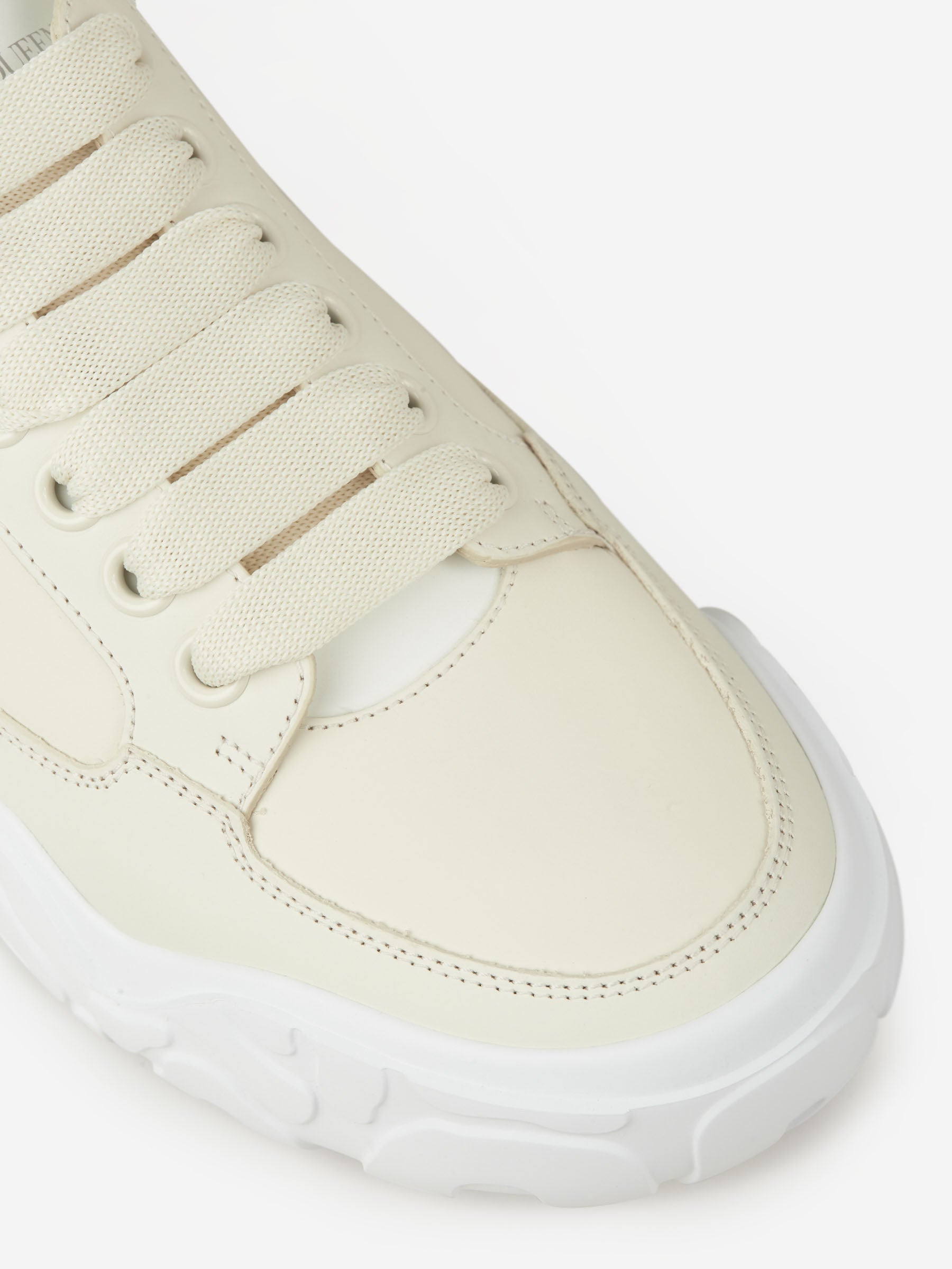 Outlet online Alexander McQueen Hombre Sneakers Court Lace-up color Arena sku 616-002182 01 - Foto 4