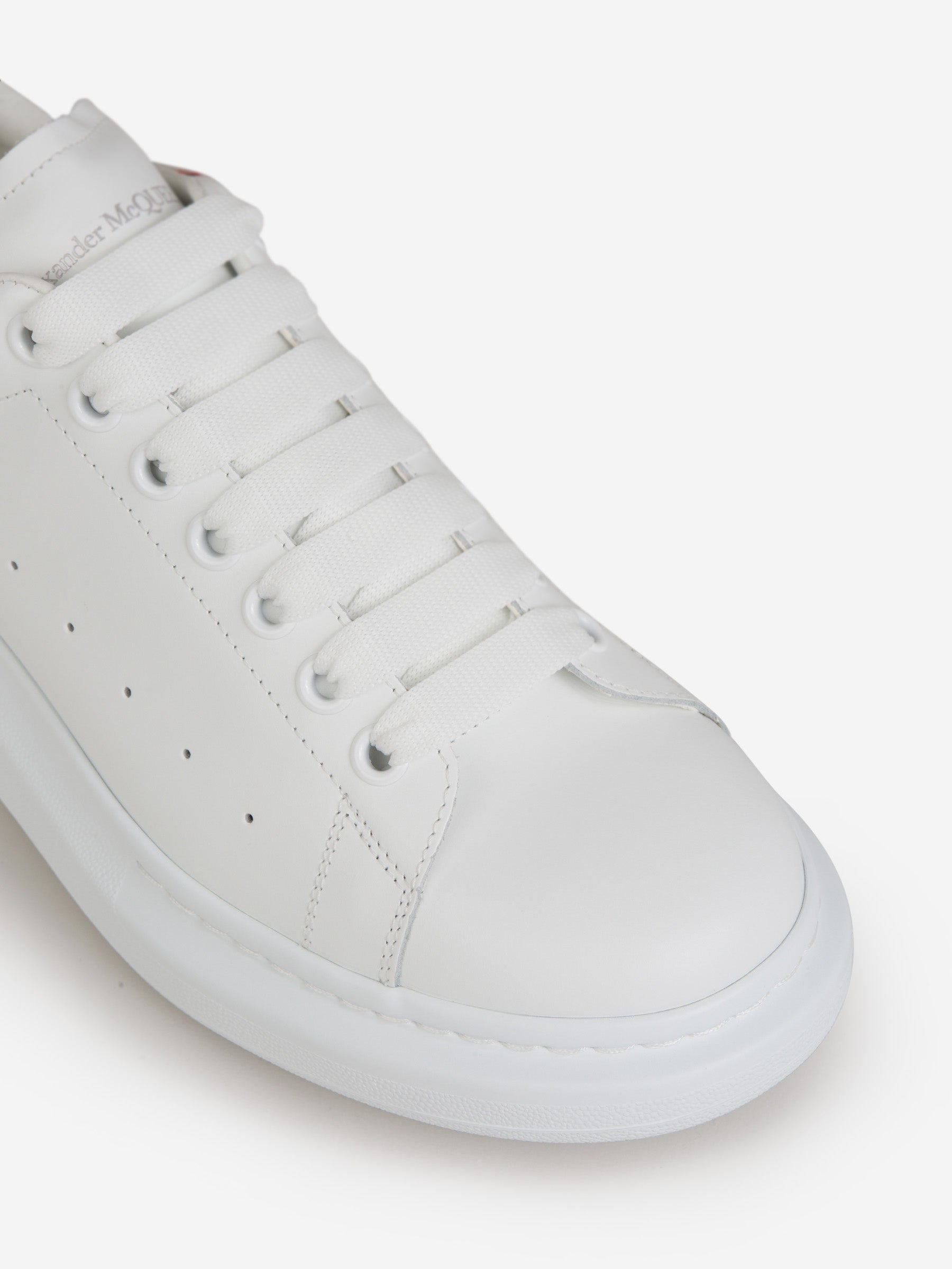 Outlet online Alexander McQueen Hombre Sneakers Oversized color Blanco sku 616-002417 01 - Foto 4