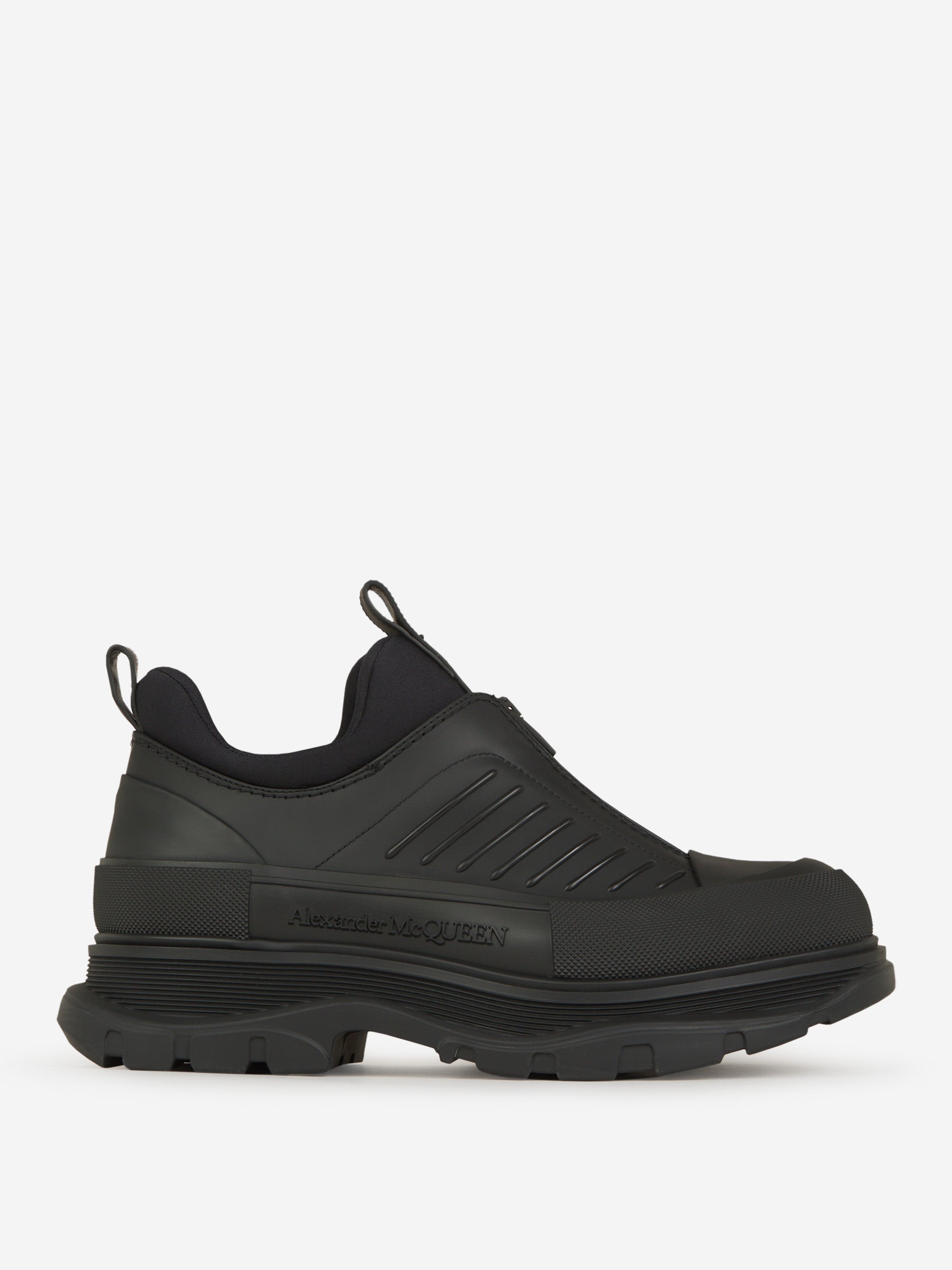 Outlet online Alexander McQueen Hombre Sneakers Suela Cuero color Negro sku 616-002525 01 - Foto 1