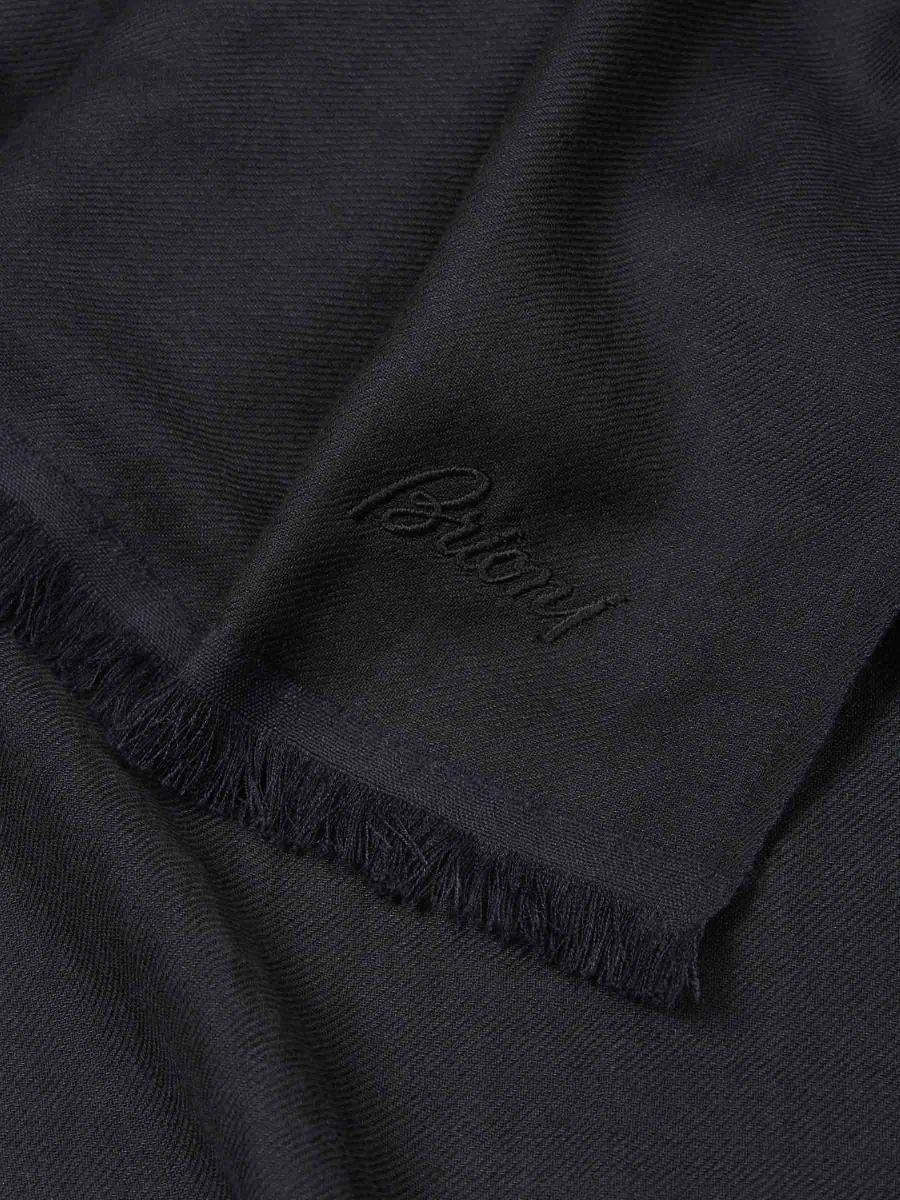 Brioni Bufanda Cashmere y Seda color Azul Noche sku 630-001241 01 - Foto 4