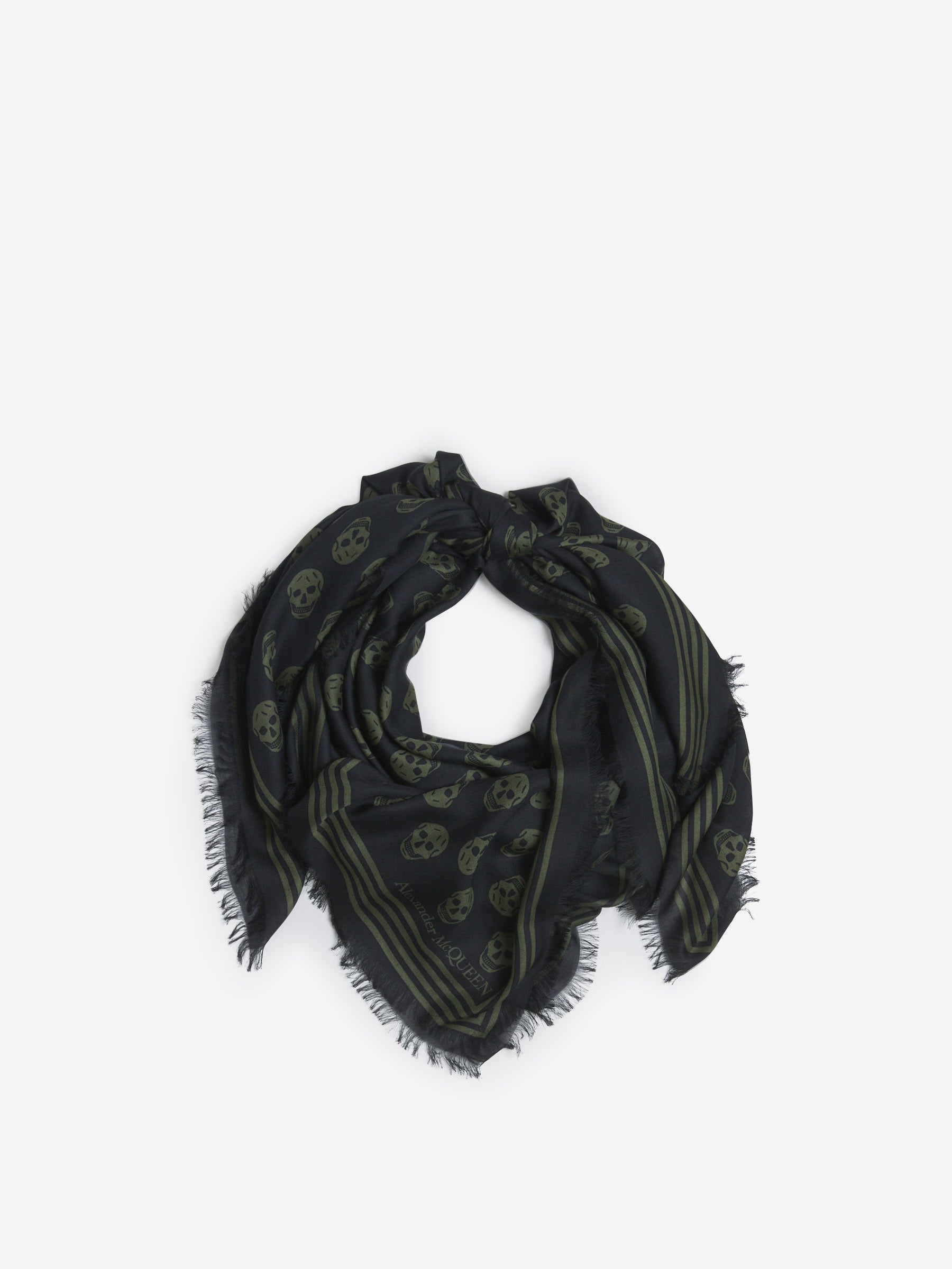 Alexander McQueen Fular Biker Skull color Verde Oscuro sku 630-001393 01 - Foto 1