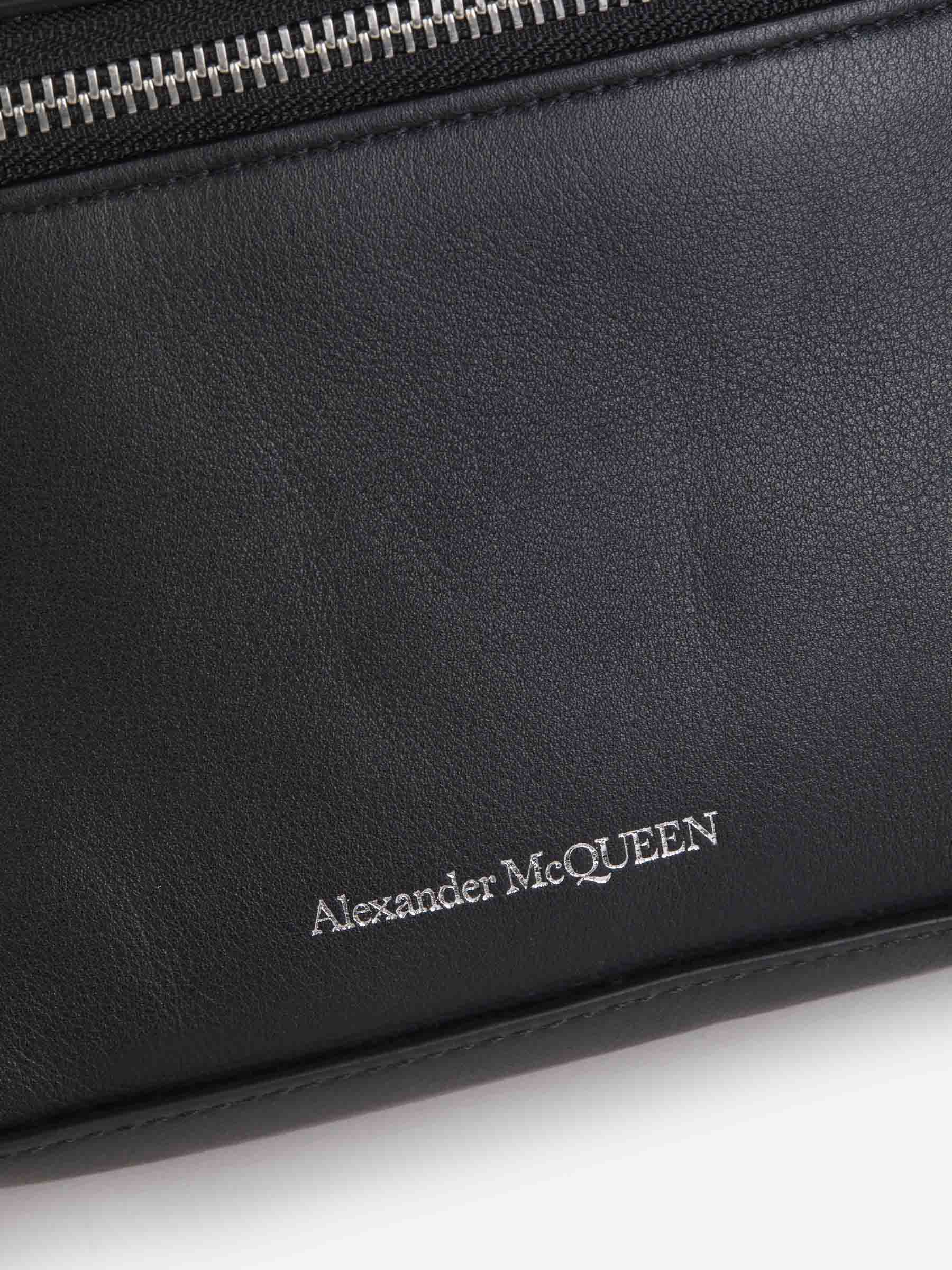 Outlet online Alexander McQueen Hombre Riñonera Biker Logo color Negro sku 692-001645 01 - Foto 5