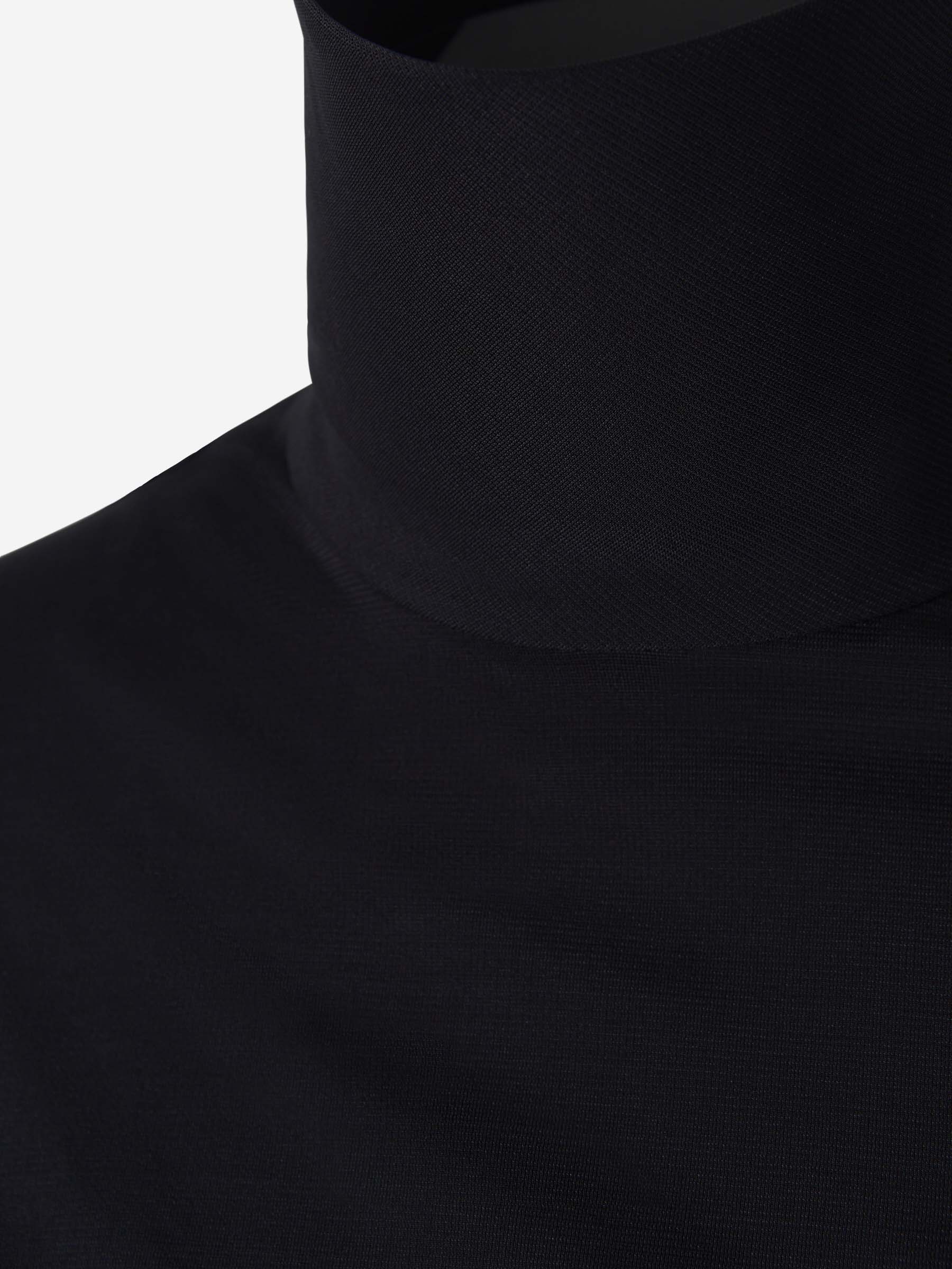 Givenchy Camiseta Cuello Alto color Negro sku 711-002843 01 - Foto 3