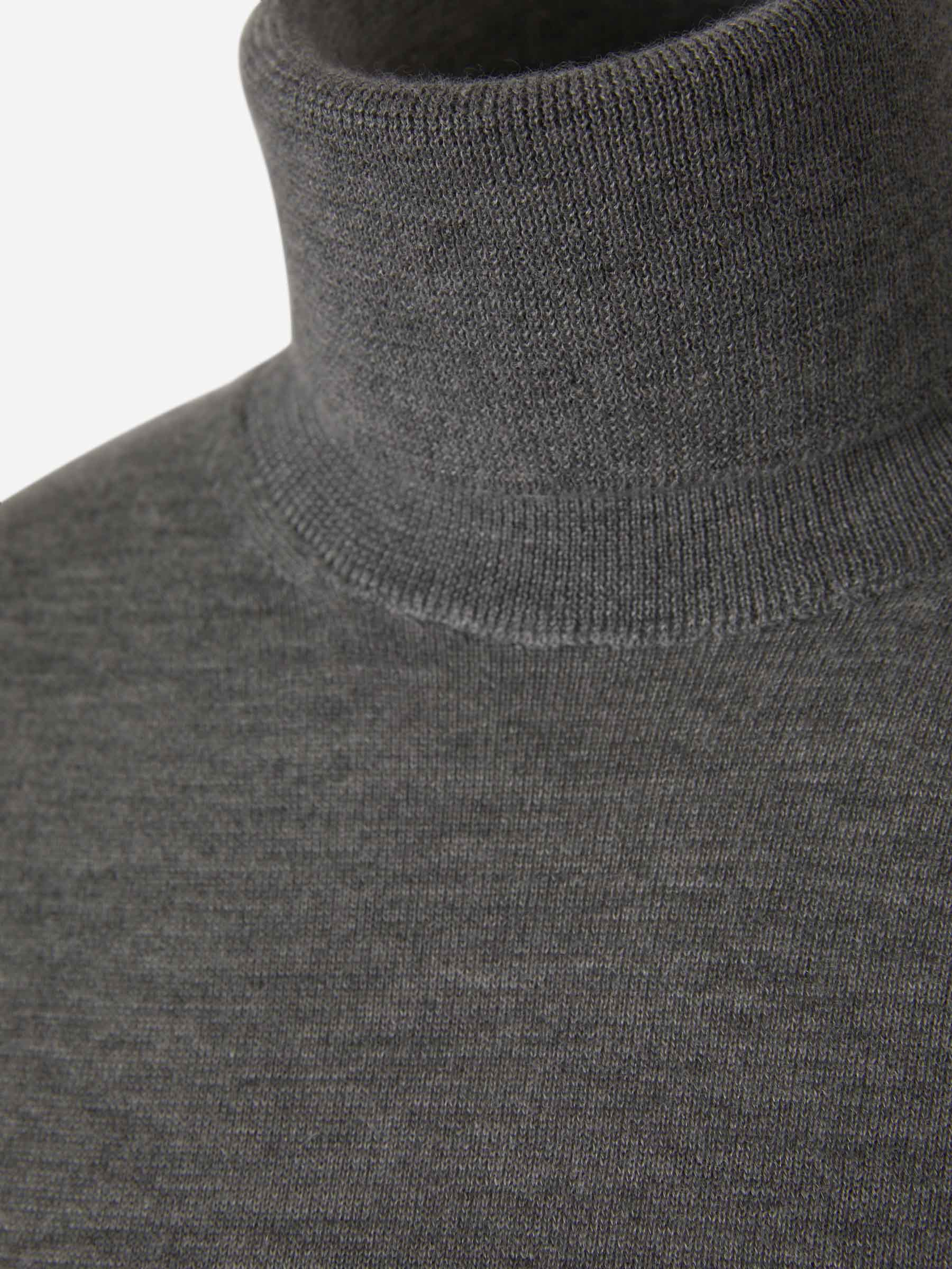 Outlet online The Row Mujer Jersey Cuello Cisne Cashmere color Gris Piedra sku 711-002998 01 - Foto 3