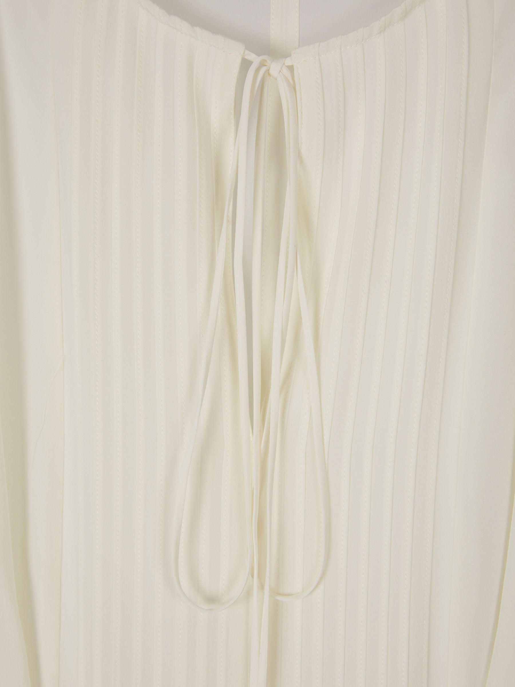 Outlet online Victoria Beckham Mujer Vestido Midi Plisado color Crema sku 721-000095 01 - Foto 3