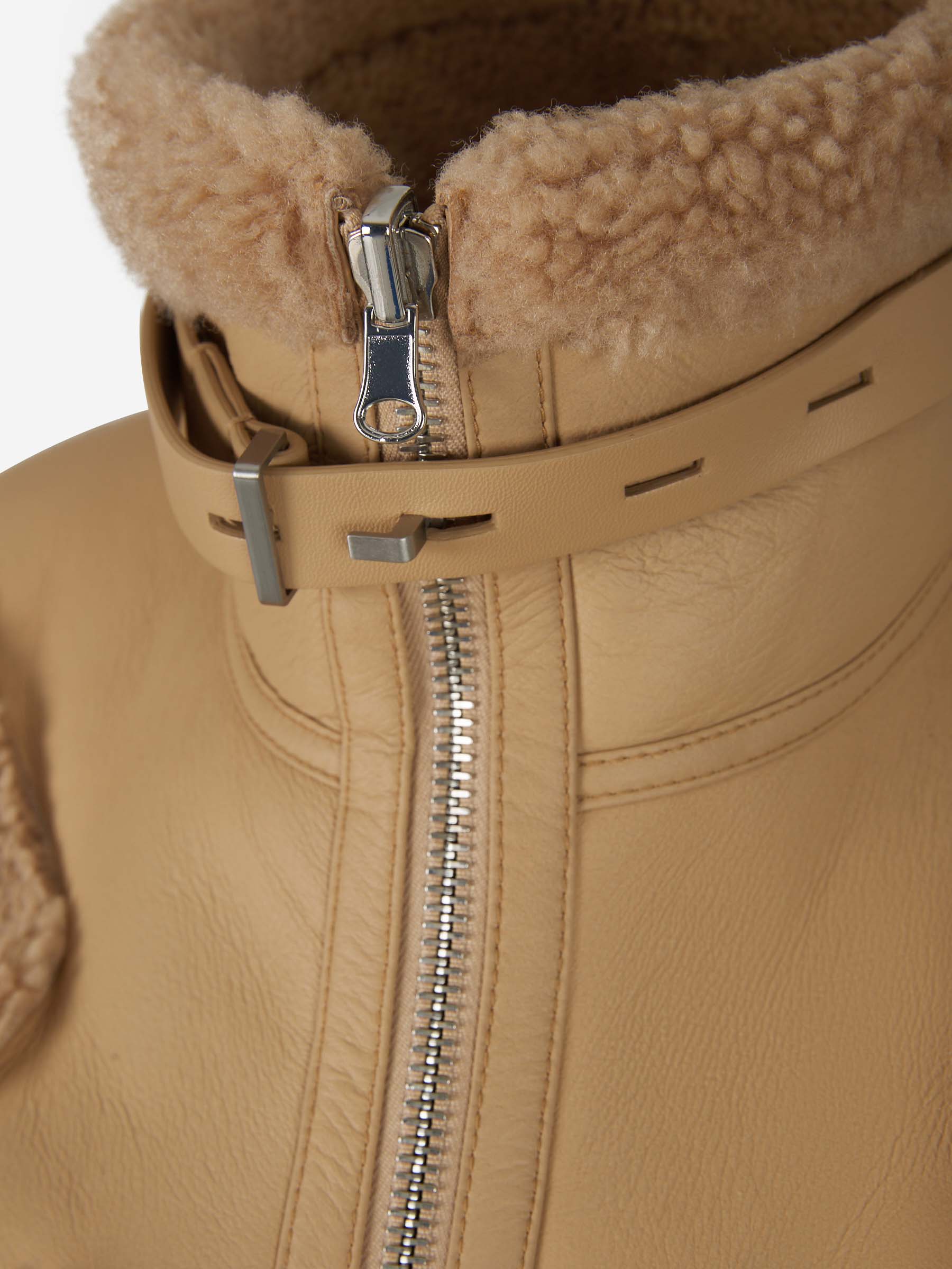 Dion Lee Chaqueta Piel Borrego Reversible color Arena sku 741-001874 01 - Foto 5