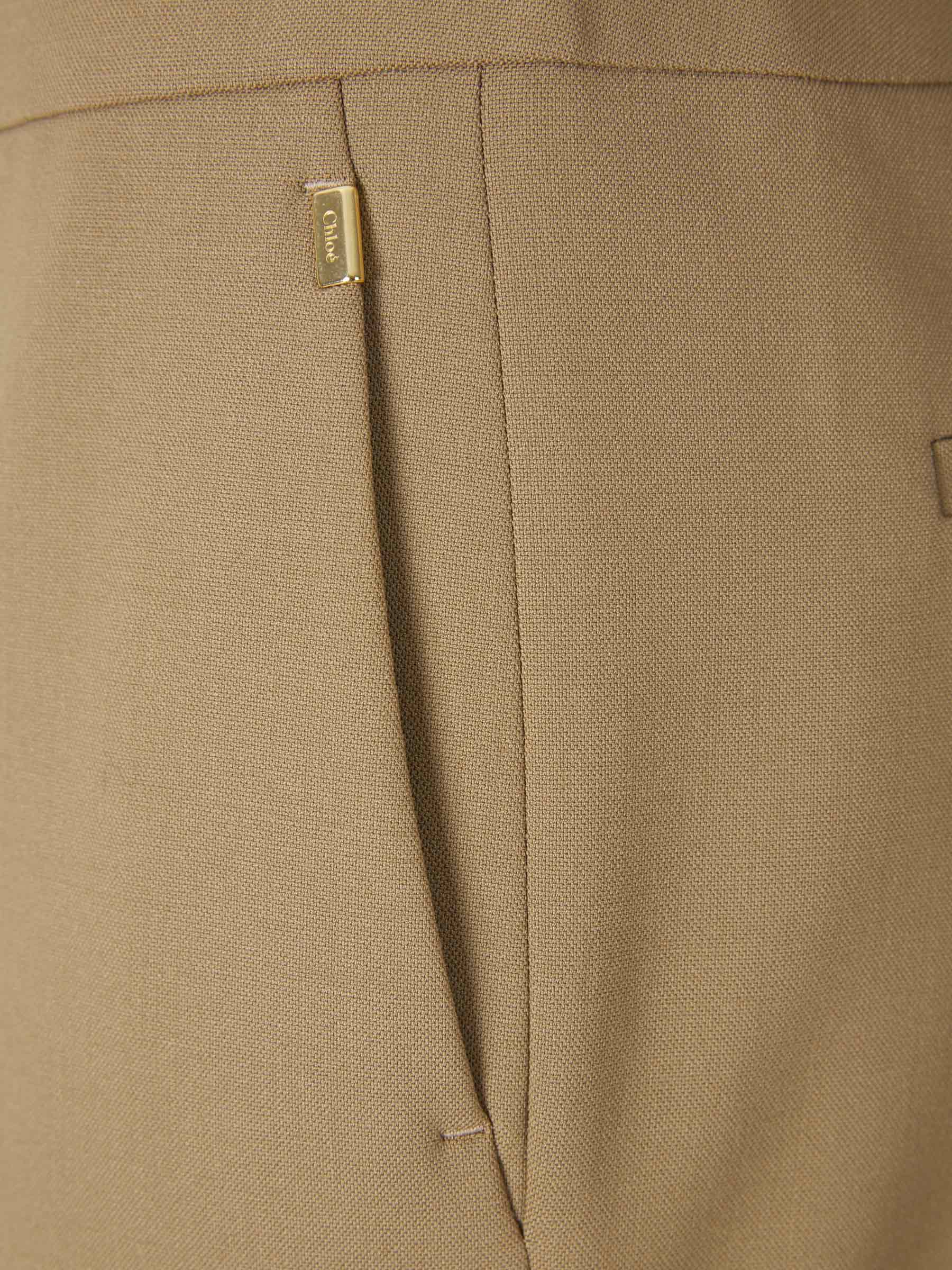 Chloé Pantalones Entallados Lana color Verde Militar sku 761-002620 02 - Foto 3