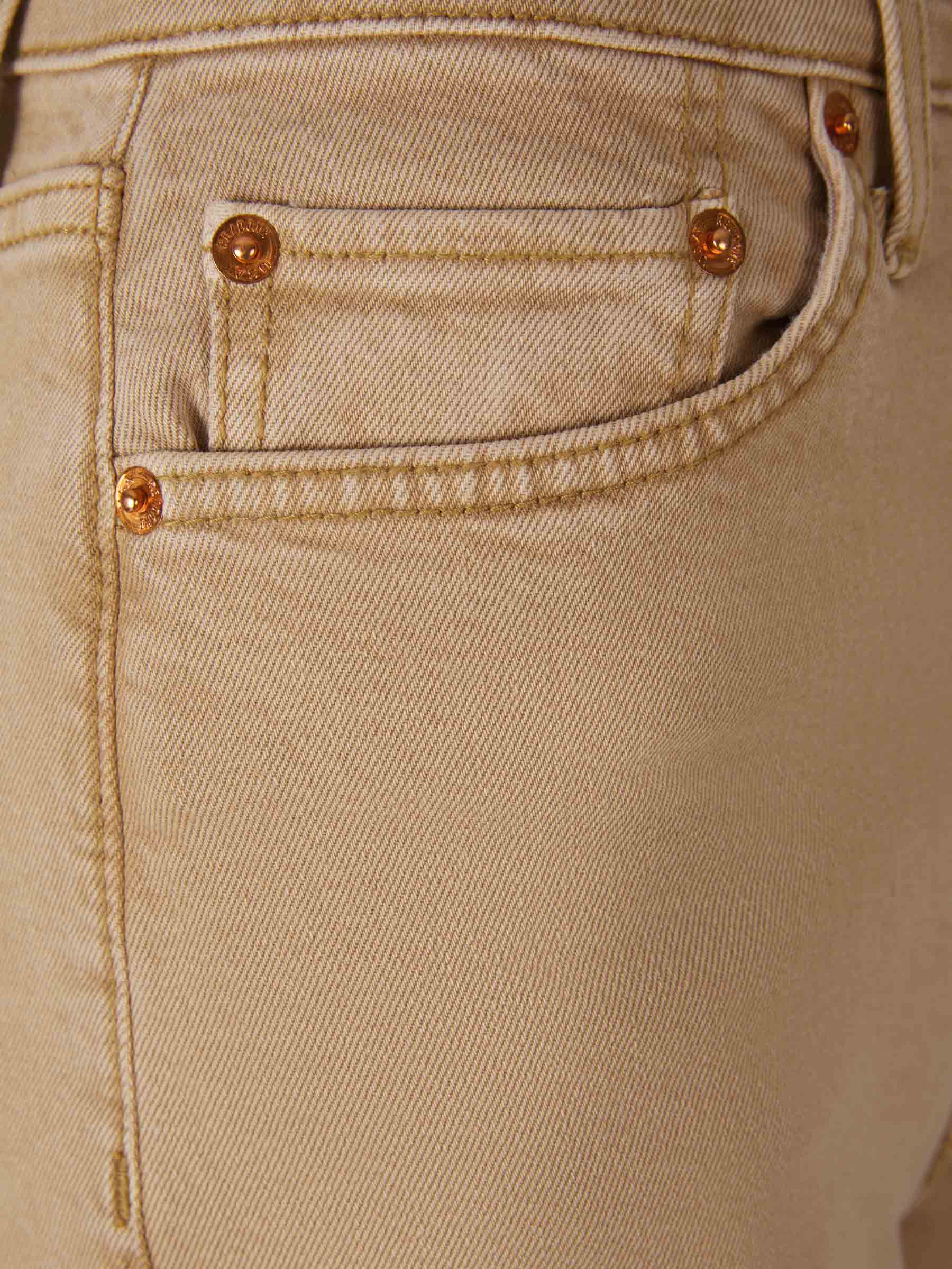 Re/Done Jeans Corte Recto color Caramelo sku 761-003224 01 - Foto 3