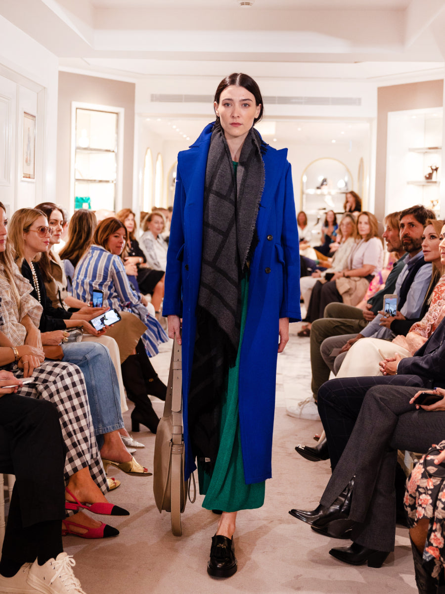 Plan C Abrigo Cruzado Lana color Azul Real sku 771-001381 01 - Foto 6