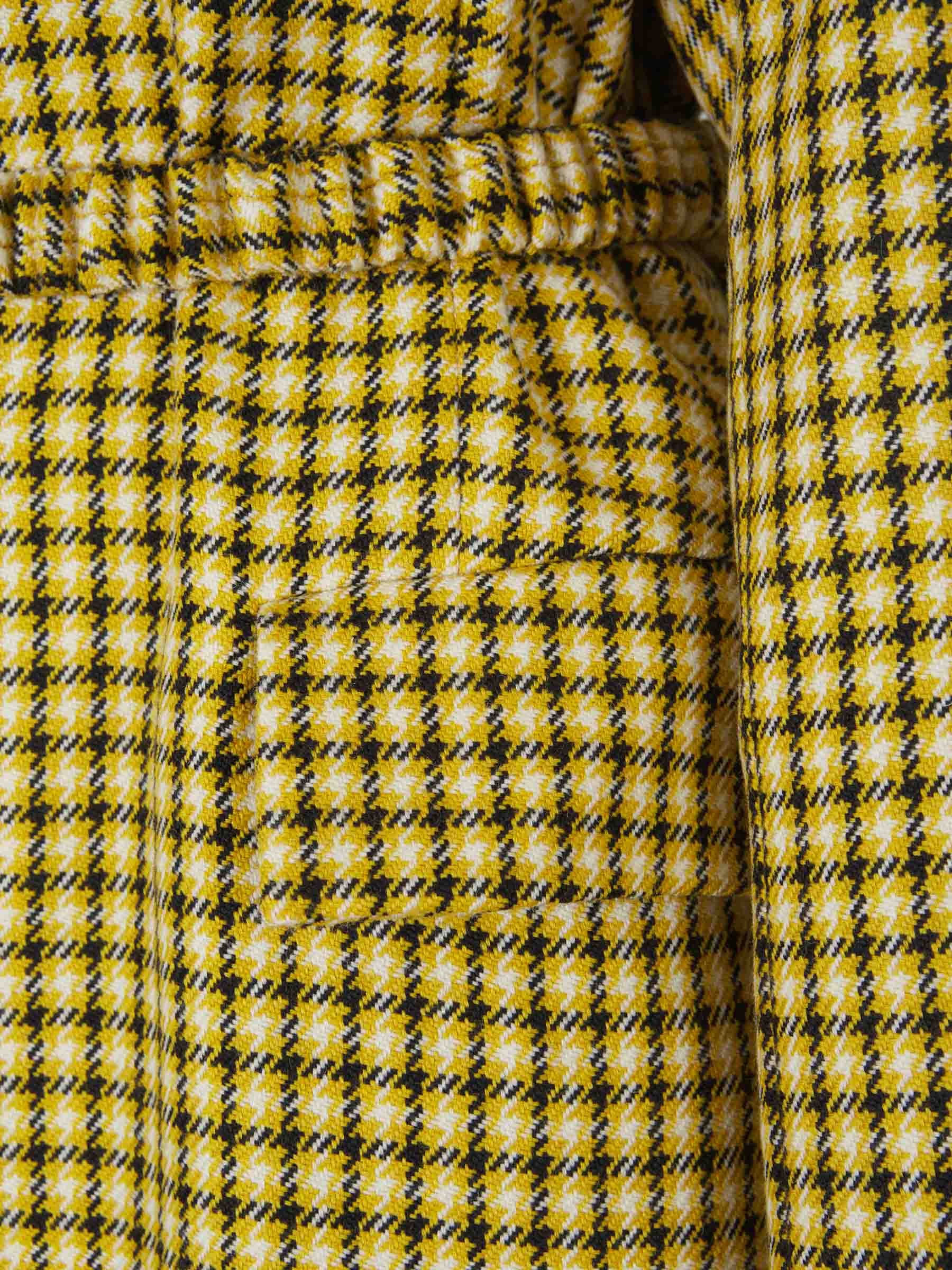 Plan C Abrigo Cuadros Tartán color Amarillo sku 771-001382 01 - Foto 4