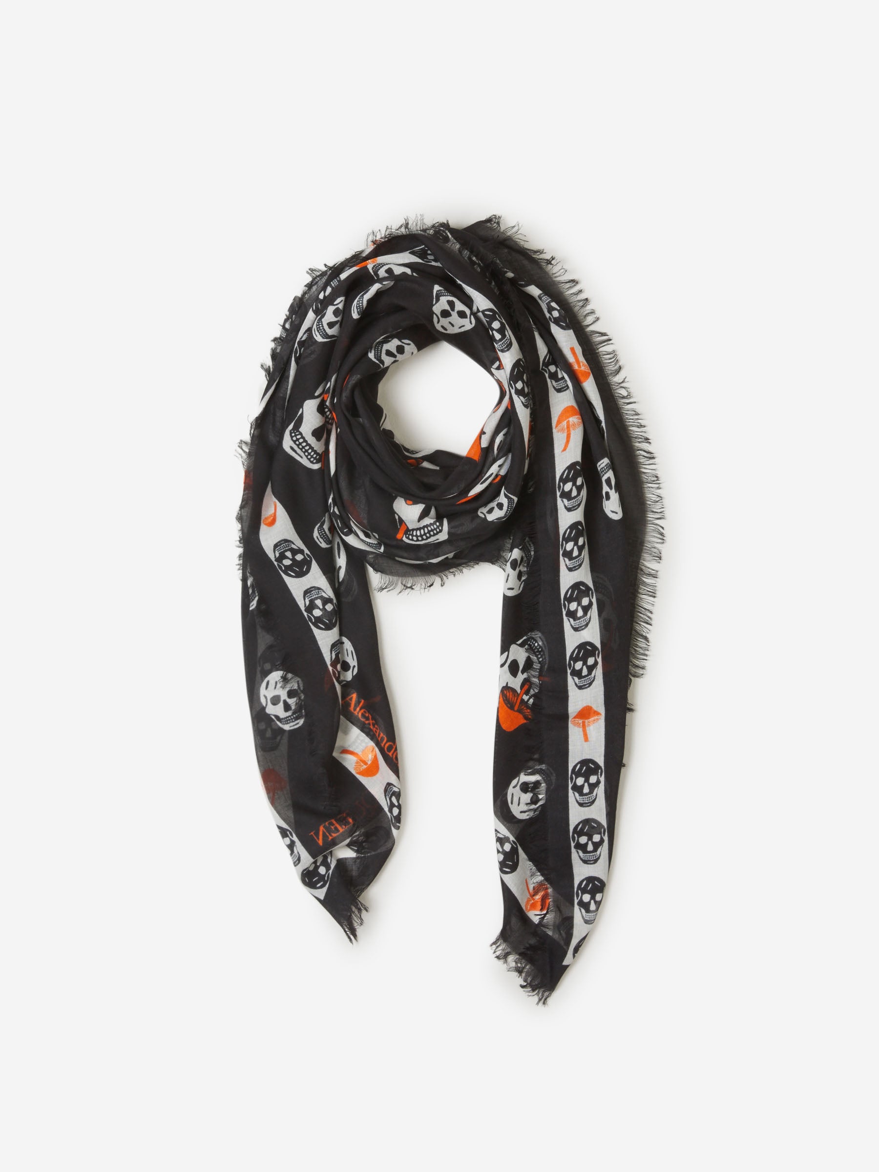 Alexander McQueen Fular Classic Mushroom color Negro sku 796-000082 01 - Foto 1