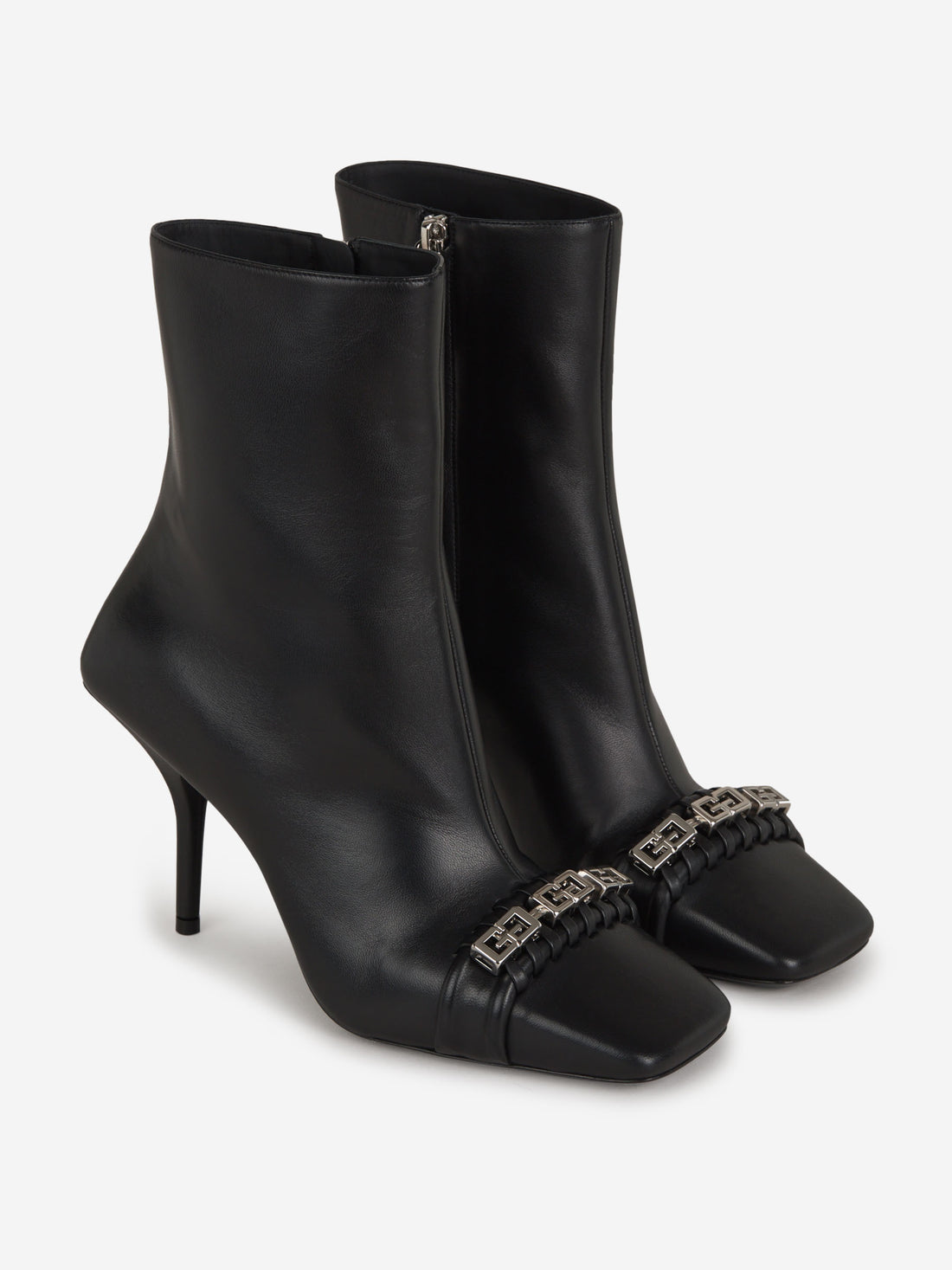 Givenchy Botines Cadena Metálica color Negro sku 805-000651 01 - Foto 2