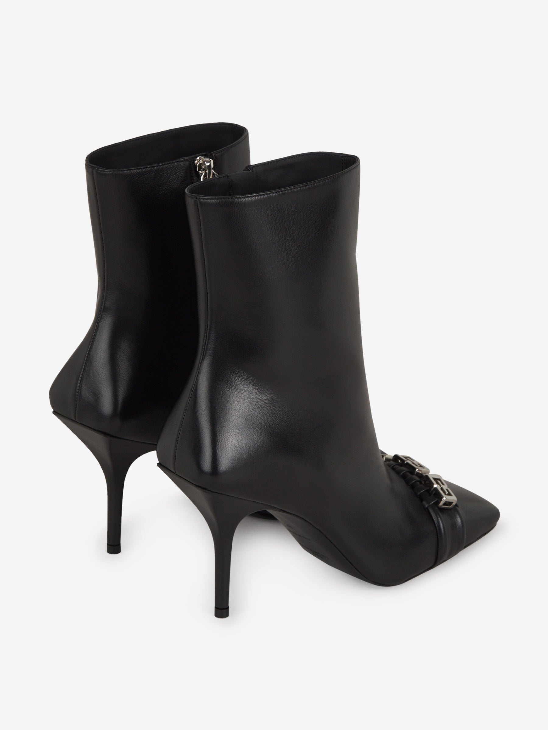 Givenchy Botines Cadena Metálica color Negro sku 805-000651 01 - Foto 3