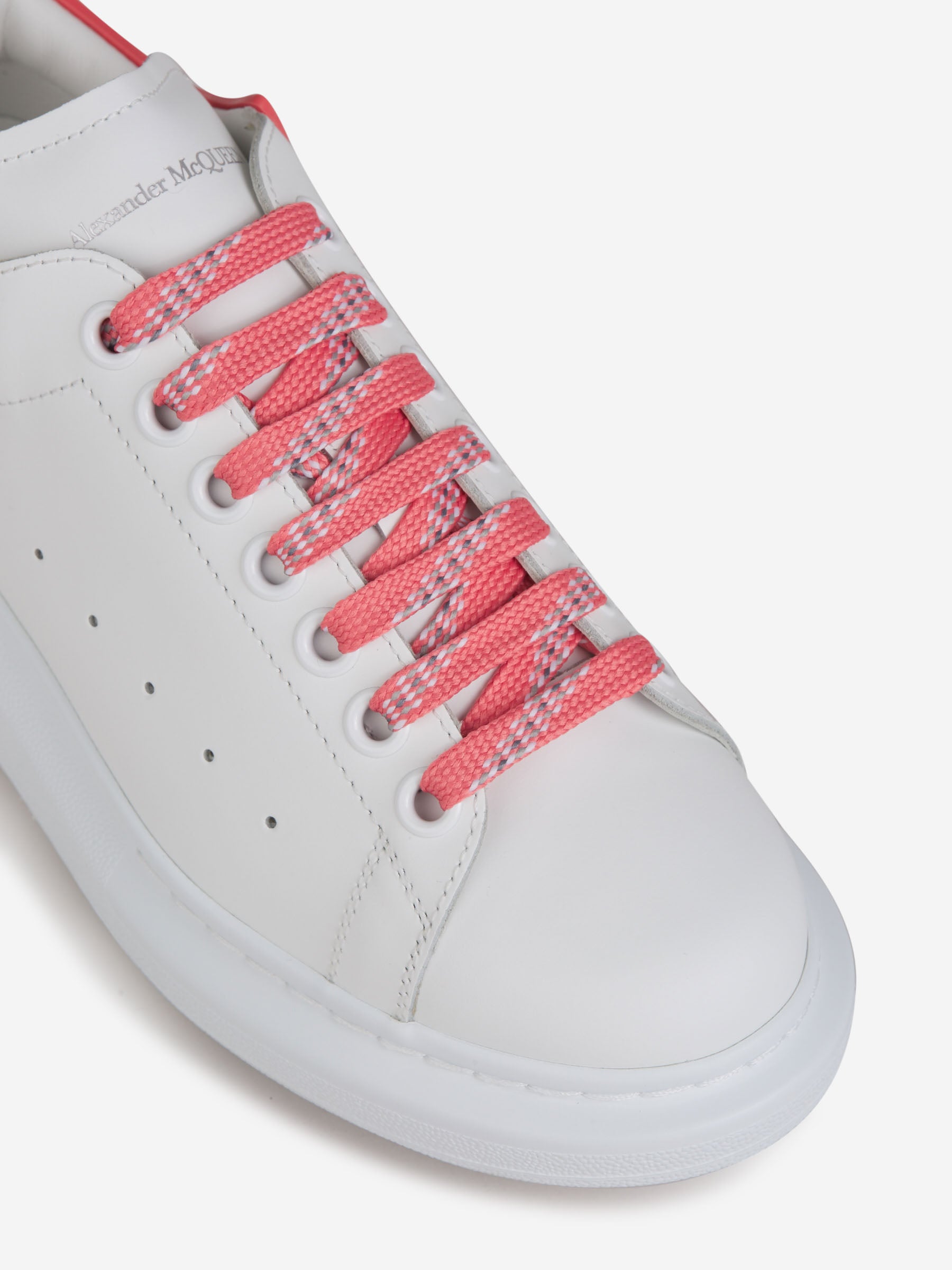 Outlet online Alexander McQueen Mujer Sneakers Oversized color Coral sku 806-000167 01 - Foto 4