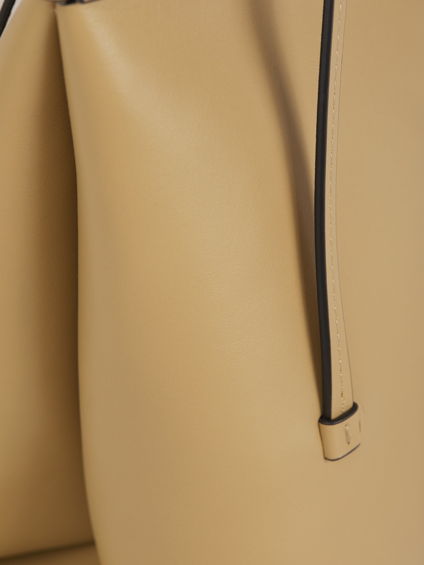 Wandler Bolso Joanna Mediano color Beis sku 810-006529 01 - Foto 4