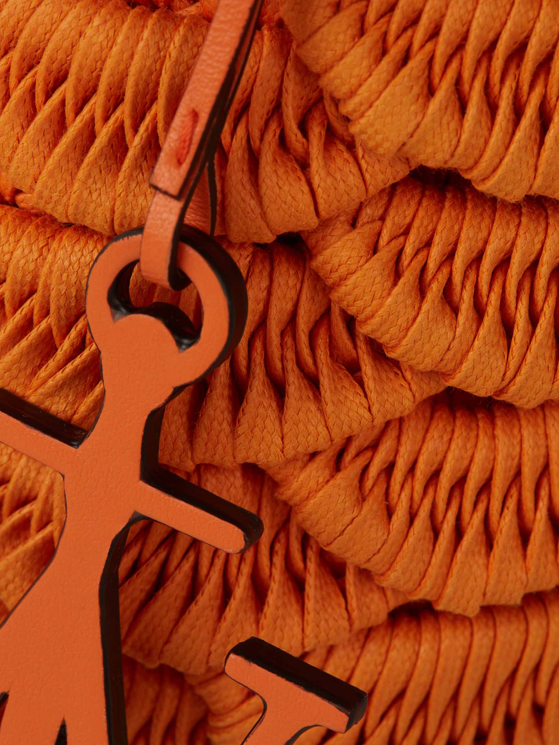 JW Anderson Bolso Hombro Pescado color Naranja sku 810-006829 02 - Foto 5