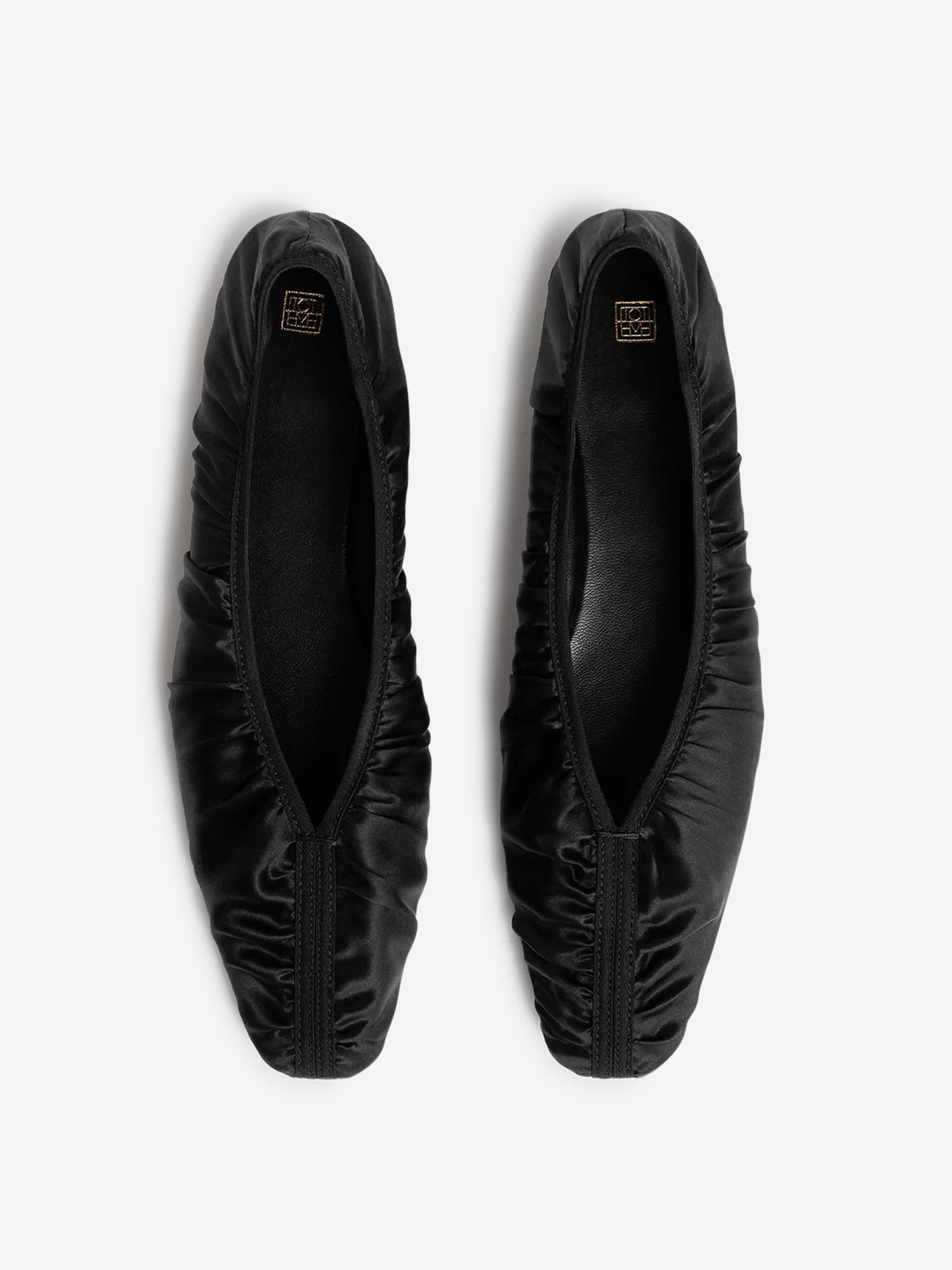 Outlet online TOTEME Mujer Bailarinas The Gathered color Negro sku 800-005349 01 - Foto 2