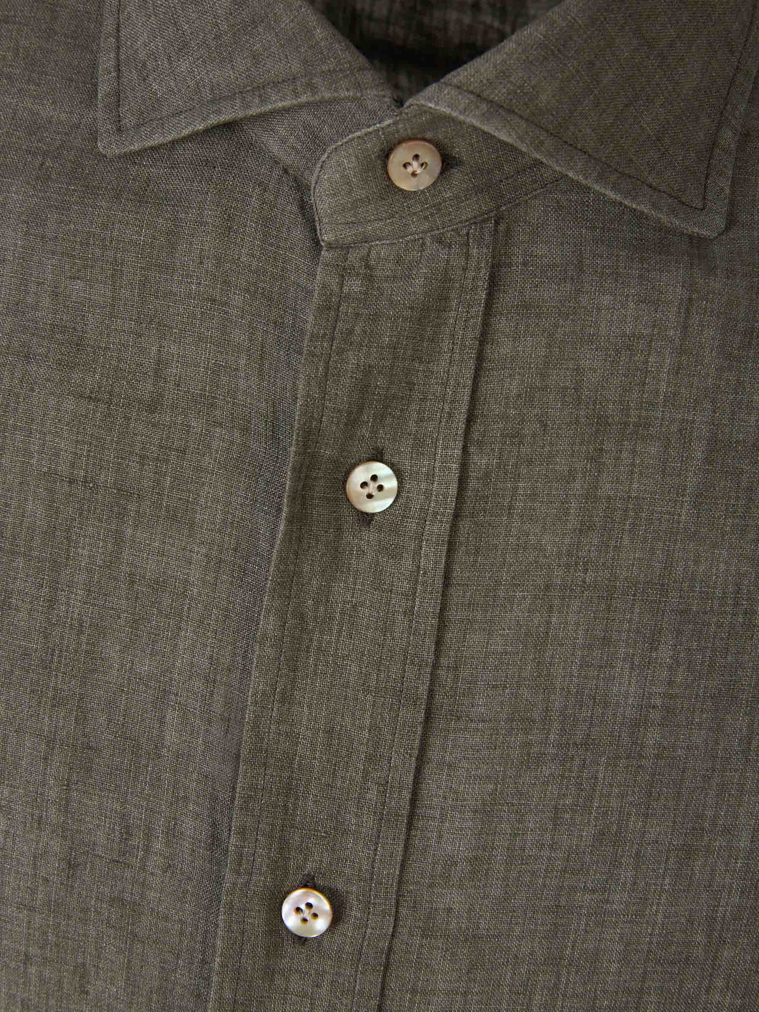 Outlet online Santa Eulalia Hombre Camisa Manga Corta Lino color Verde Militar sku 532-000569 02 - Foto 3