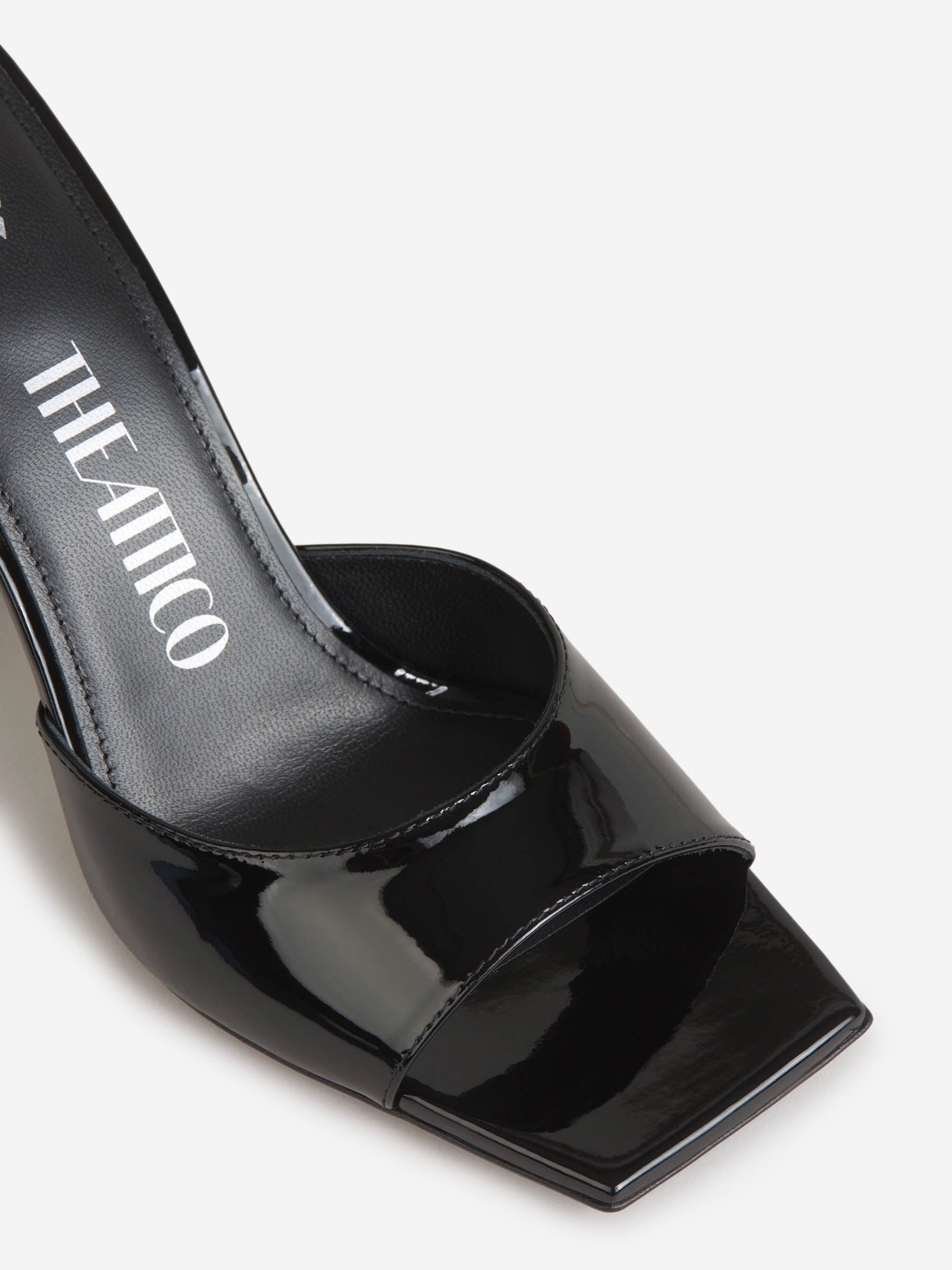 Outlet online The Attico Mujer Mules Charol Mini Devon color Negro sku 800-005190 01 - Foto 5