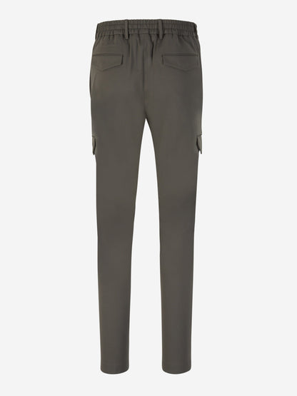 Outlet online Berwich Hombre Pantalones Cargo Técnicos color Verde Militar sku 521-003036 03 - Foto 3