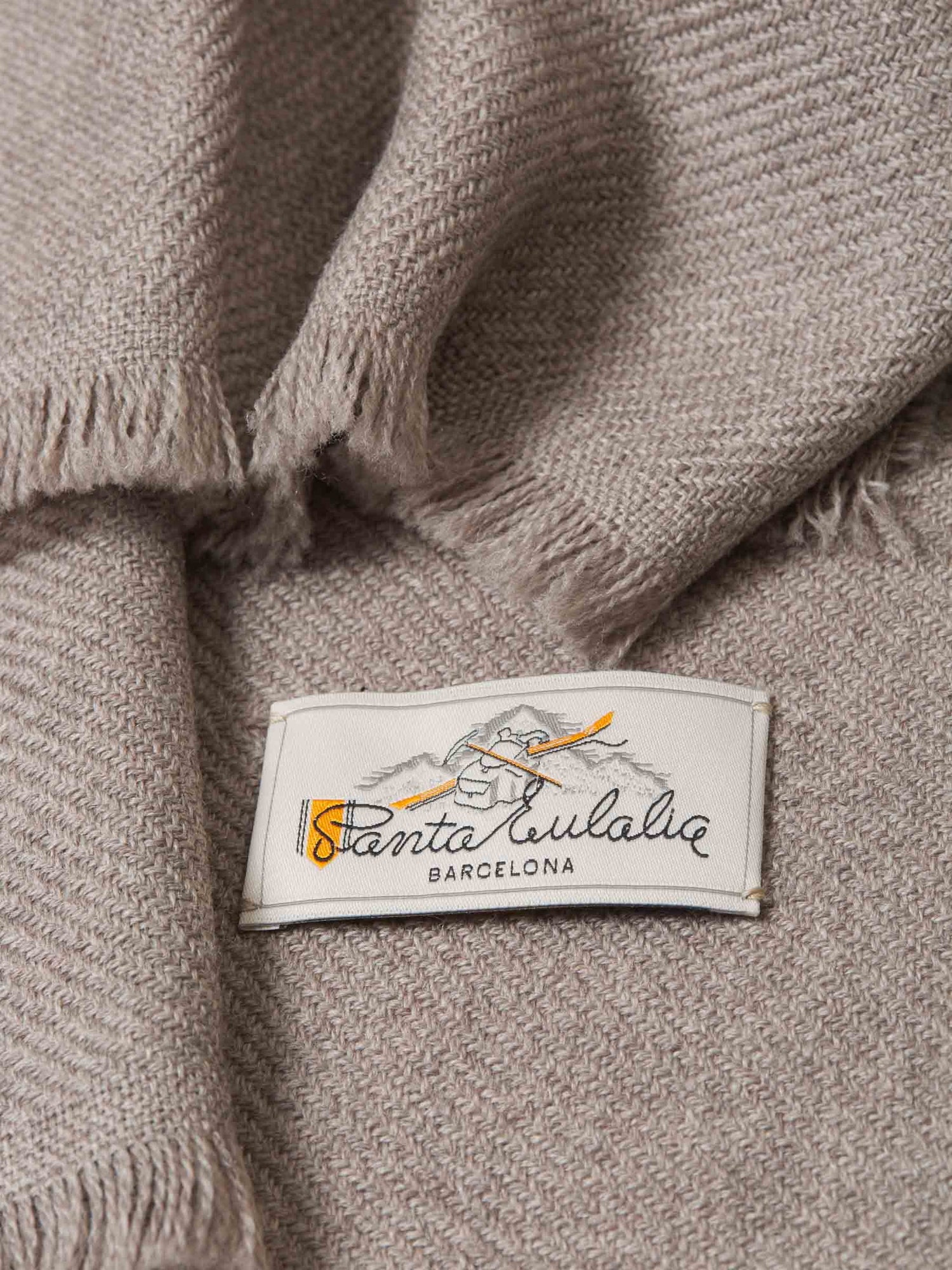 Outlet online Santa Eulalia Hombre Bufanda Lisa Lana color Beis sku 630-001247 01 - Foto 3