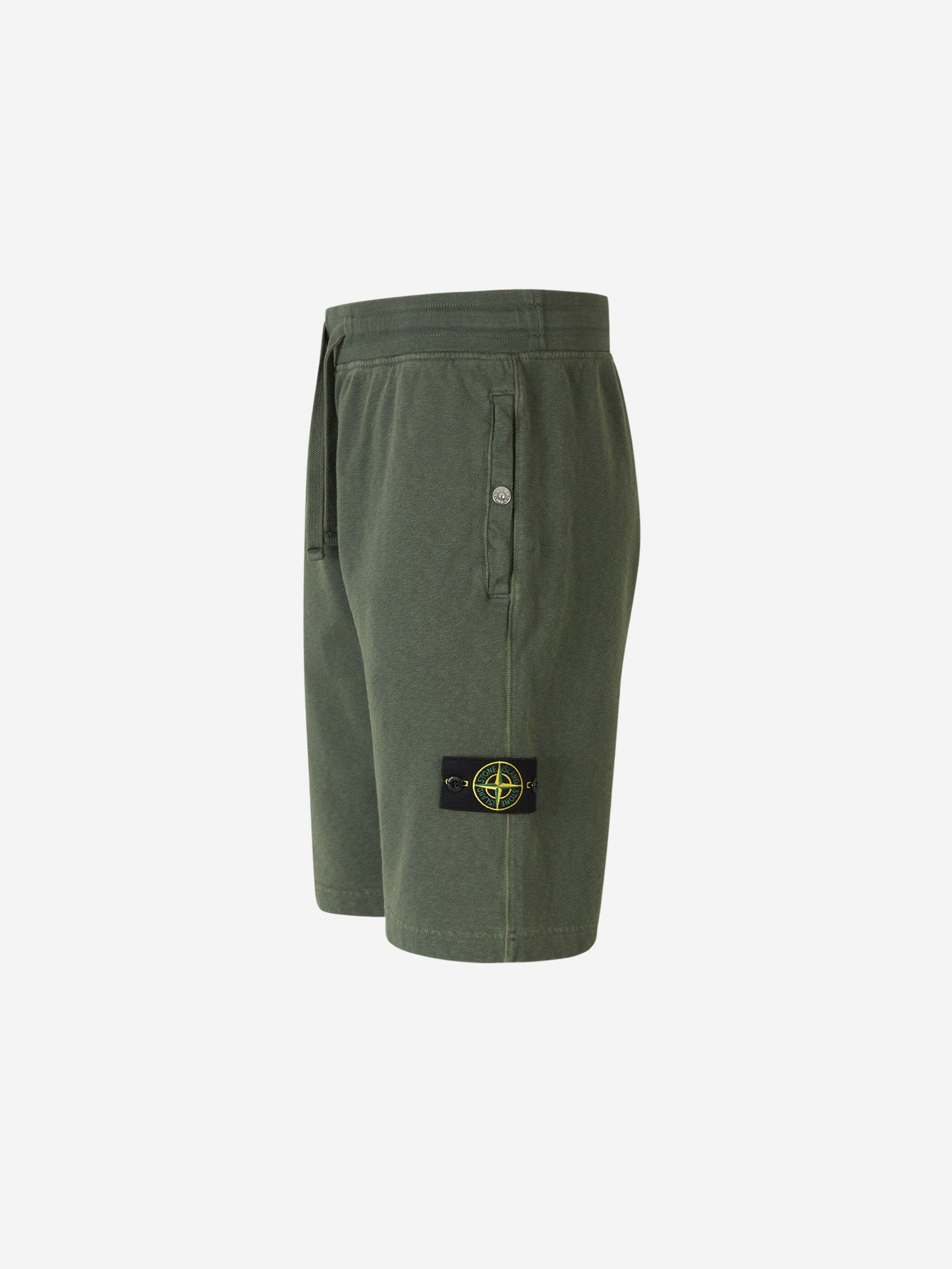Outlet online Stone Island Hombre Bermudas Joggers Logo color Verde Militar sku 523-000975 03 - Foto 2