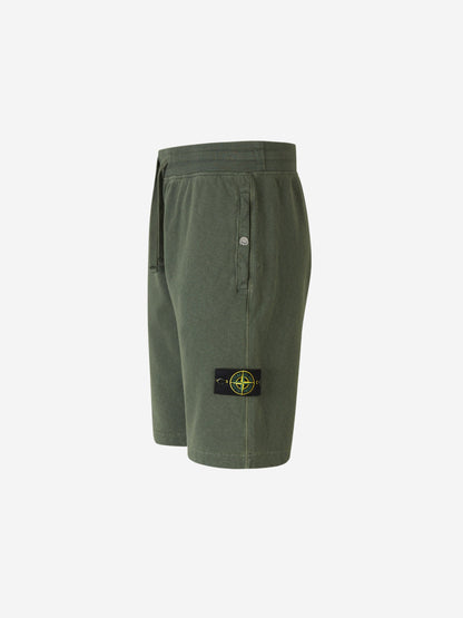 Outlet online Stone Island Hombre Bermudas Joggers Logo color Verde Militar sku 523-000975 03 - Foto 2