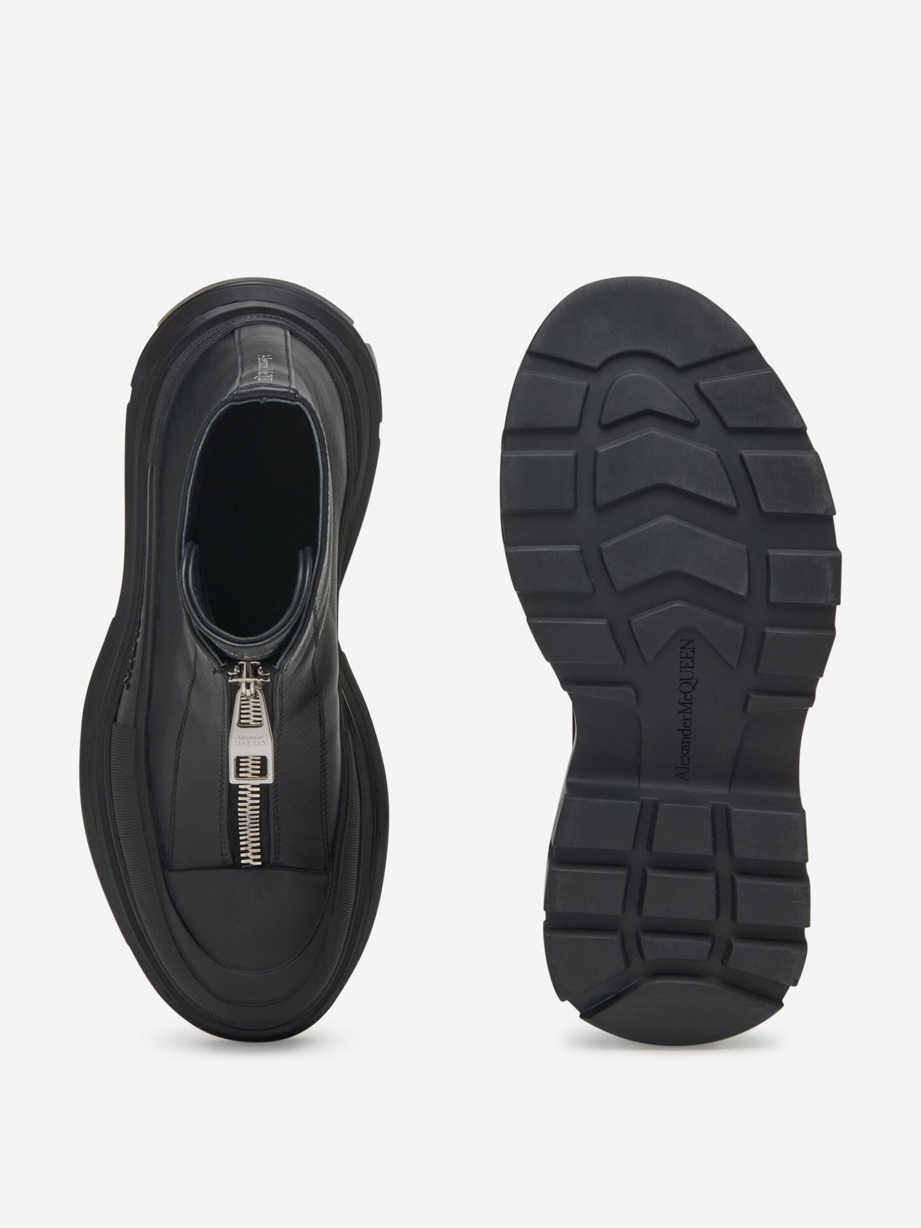 Outlet online McQueen Mujer Botines Tread Slick color Negro sku 805-000735 01 - Foto 4