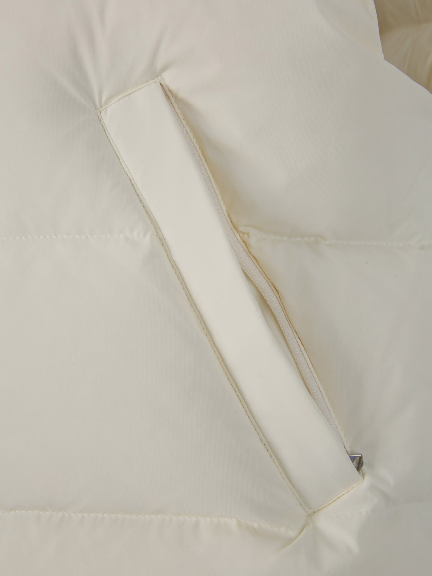 Mackage Chaleco Acolchado Logo color Beige sku 775-000158 01 - Foto 6