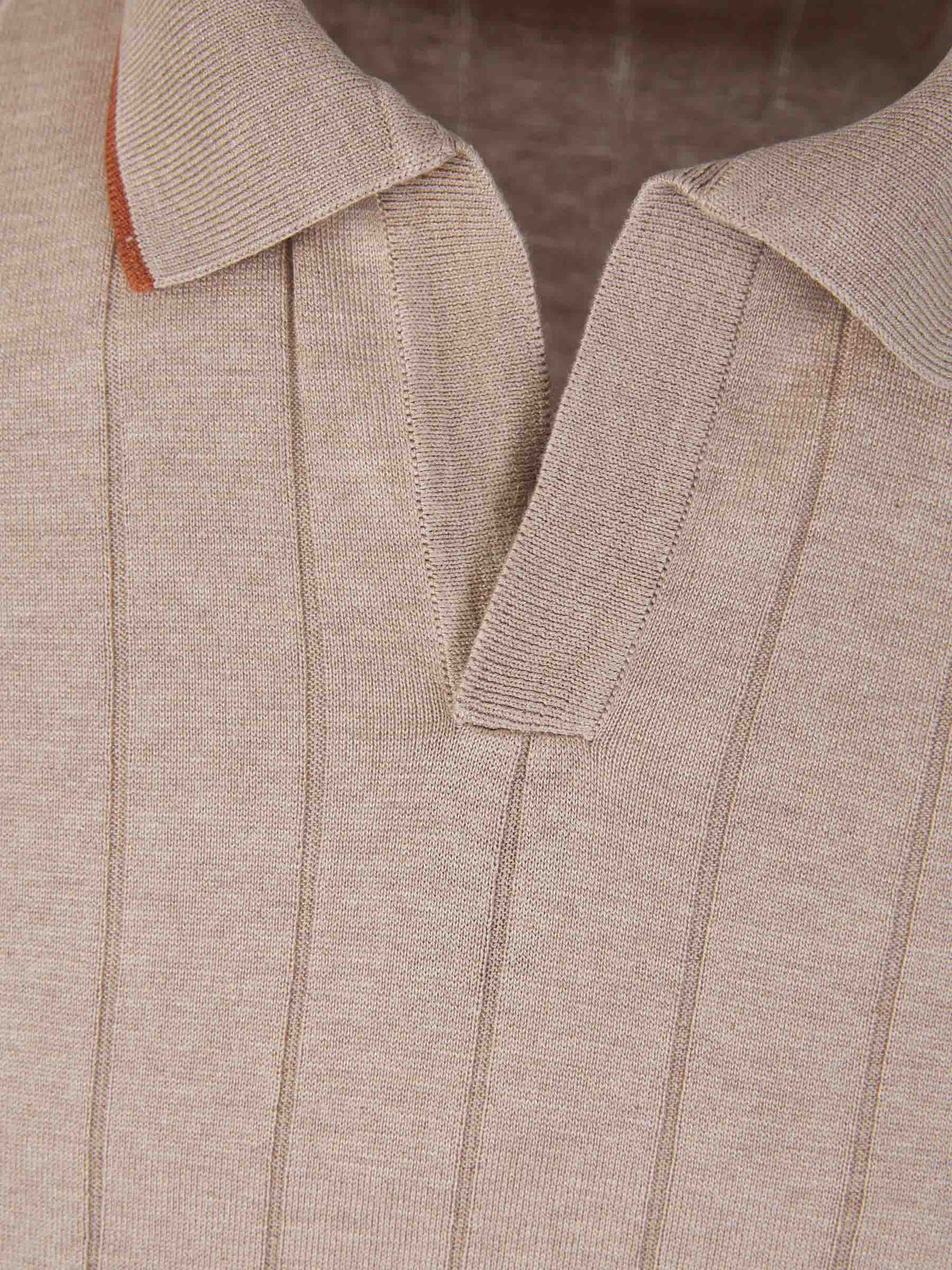 Outlet online Santa Eulalia Hombre Polo Punto Seda color Beis sku 552-001493 01 - Foto 3