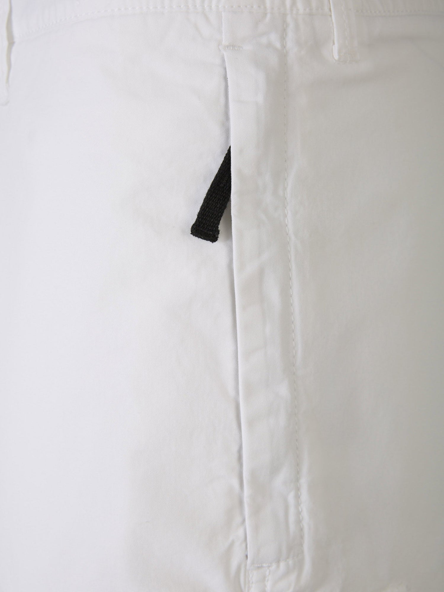 Outlet online Stone Island Hombre Bermudas Cargo Logo color Blanco sku 523-000976 02 - Foto 4