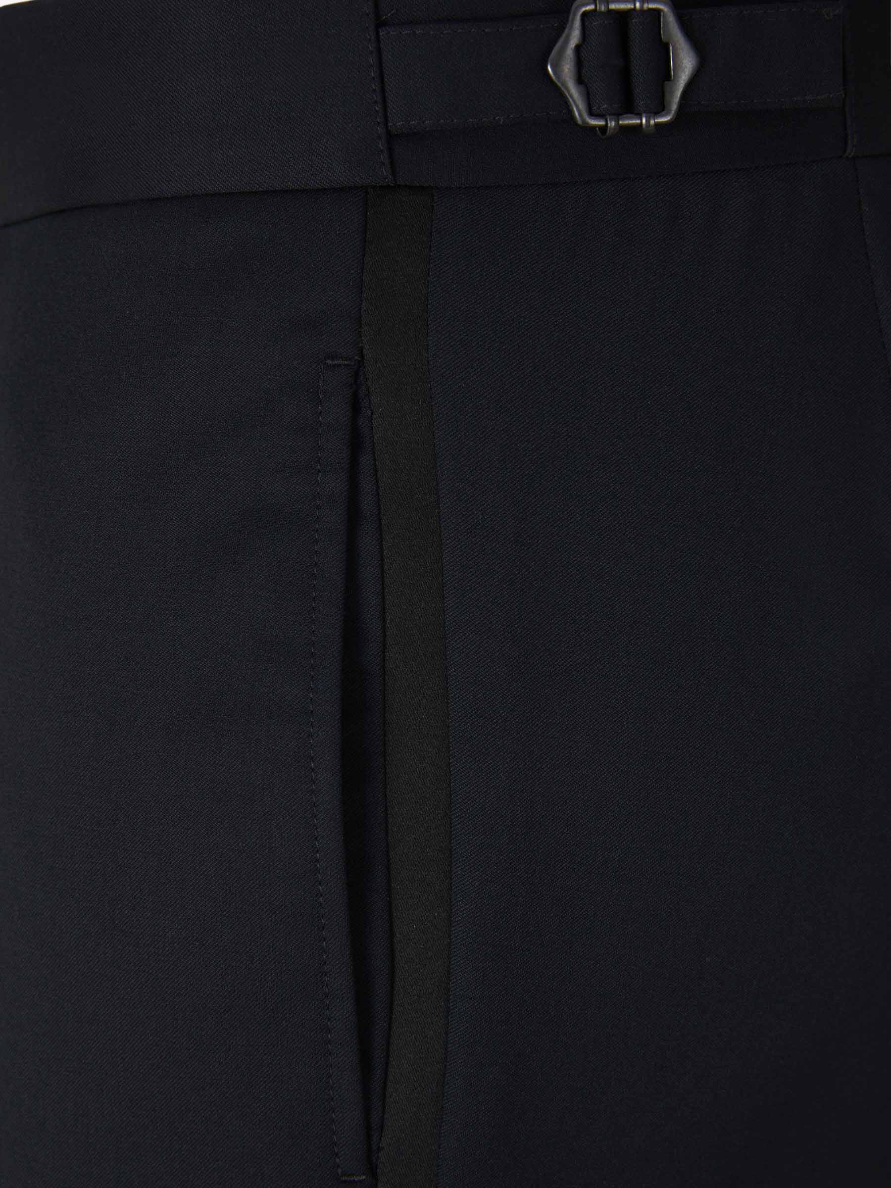 Outlet online Santa Eulalia Hombre Smoking Detalles Satén color Azul Cobalto sku 331-000108 02 - Foto 19