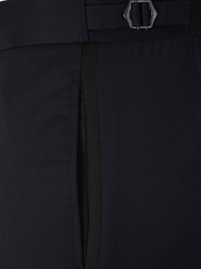Outlet online Santa Eulalia Hombre Smoking Detalles Satén color Negro sku 331-000108 01 - Foto 19