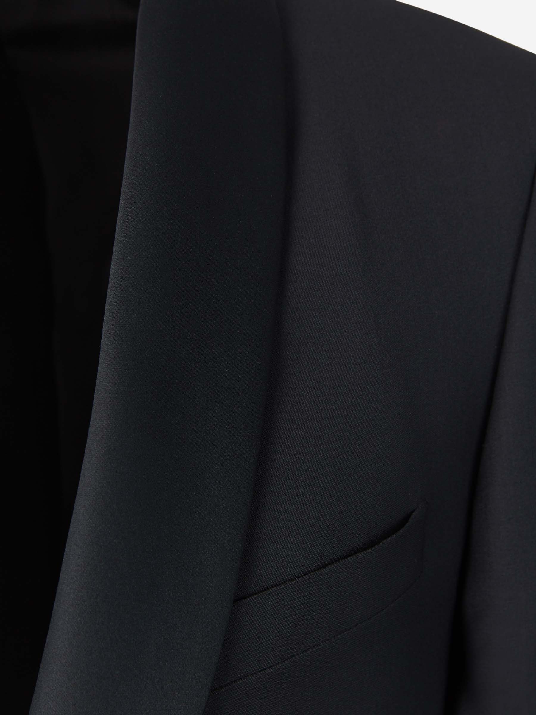 Outlet online Santa Eulalia Hombre Smoking Detalles Satén color Negro sku 331-000109 01 - Foto 3