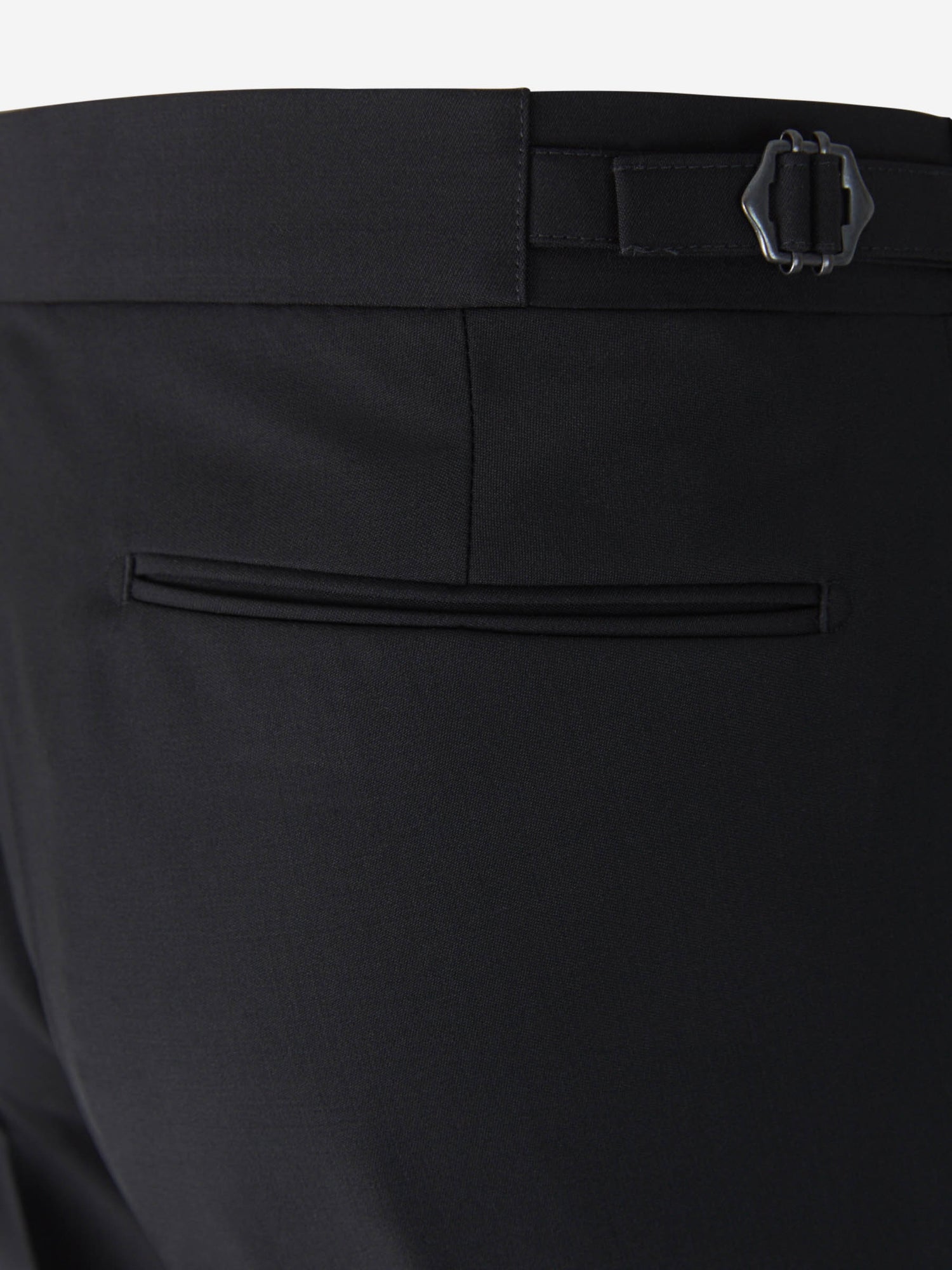 Outlet online Santa Eulalia Hombre Smoking Detalles Satén color Negro sku 331-000109 01 - Foto 10