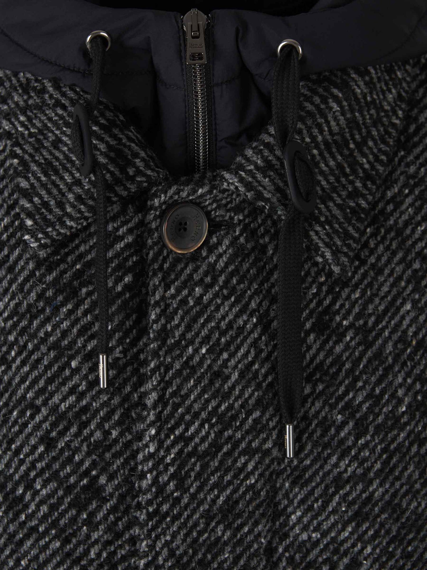 Outlet online Herno Hombre Abrigo Lana color Negro sku 341-000524 01 - Foto 3