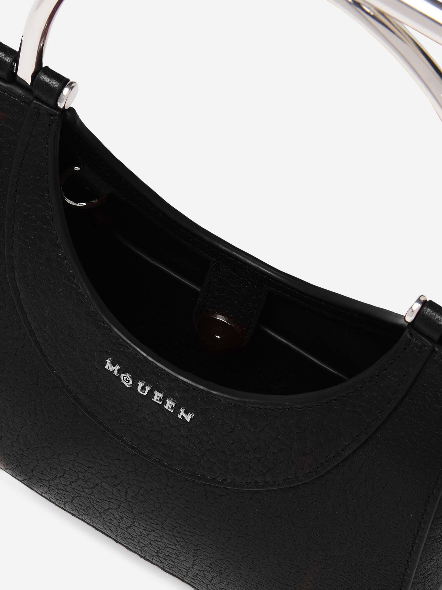 Outlet online McQueen Mujer Bolso Hombro Cross-Bar Mini color Negro sku 810-007798 01 - Foto 4