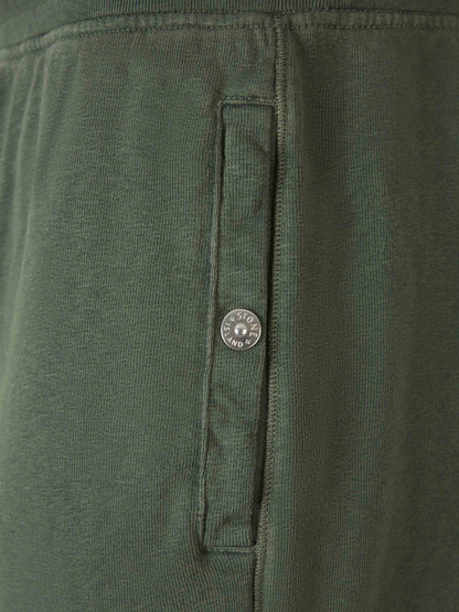 Outlet online Stone Island Hombre Bermudas Joggers Logo color Verde Militar sku 523-000975 03 - Foto 4