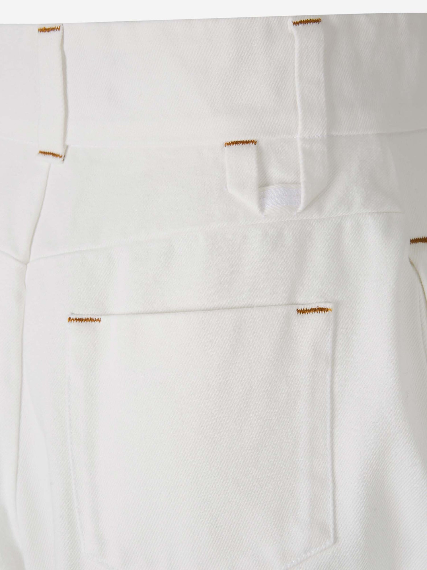 Outlet online Jacquemus Mujer Jeans Le de-Nîmes Curzio color Crema sku 763-001602 01 - Foto 5
