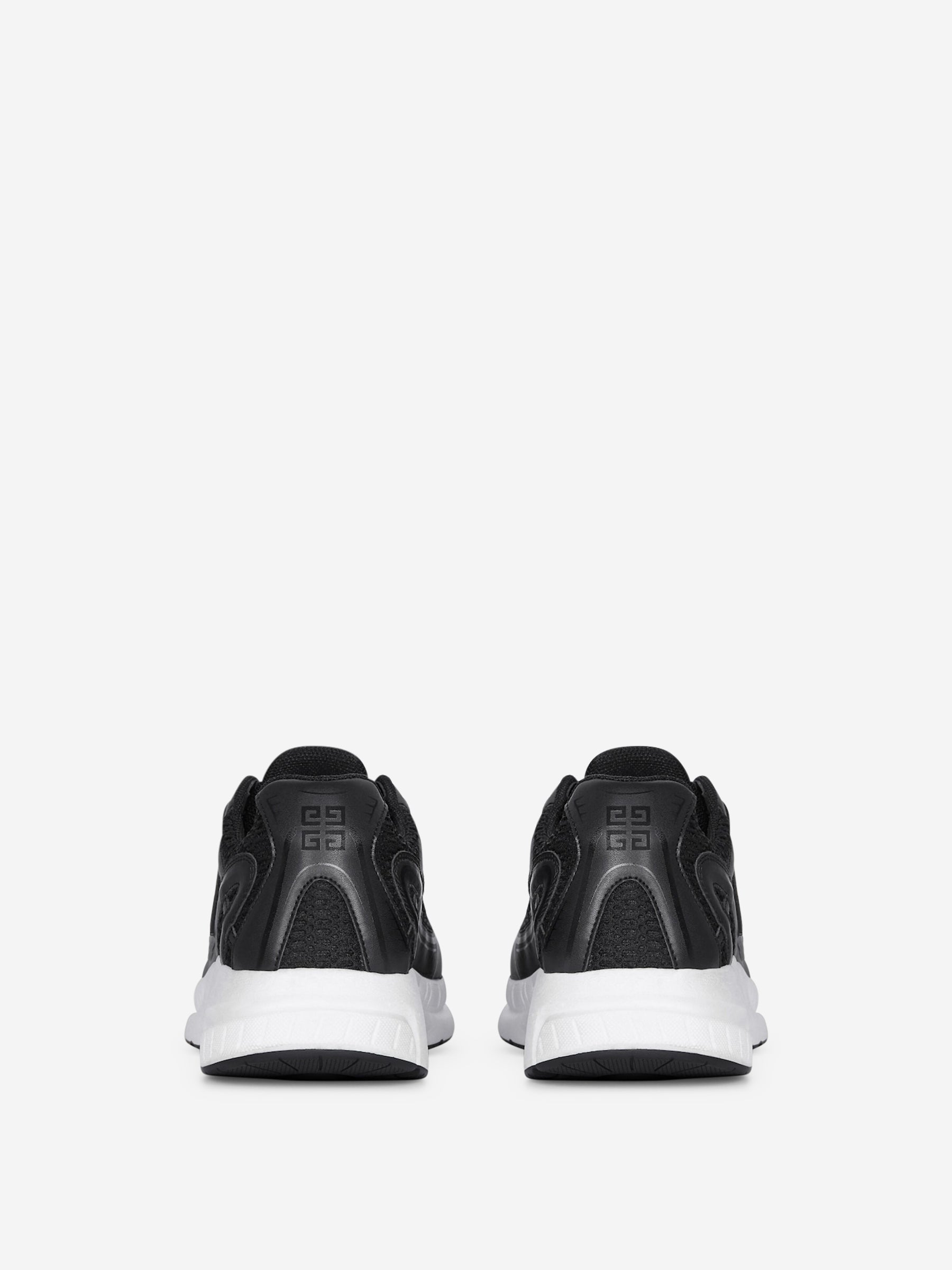 Outlet online Givenchy Hombre Sneakers Runners color Negro sku 616-002821 01 - Foto 5