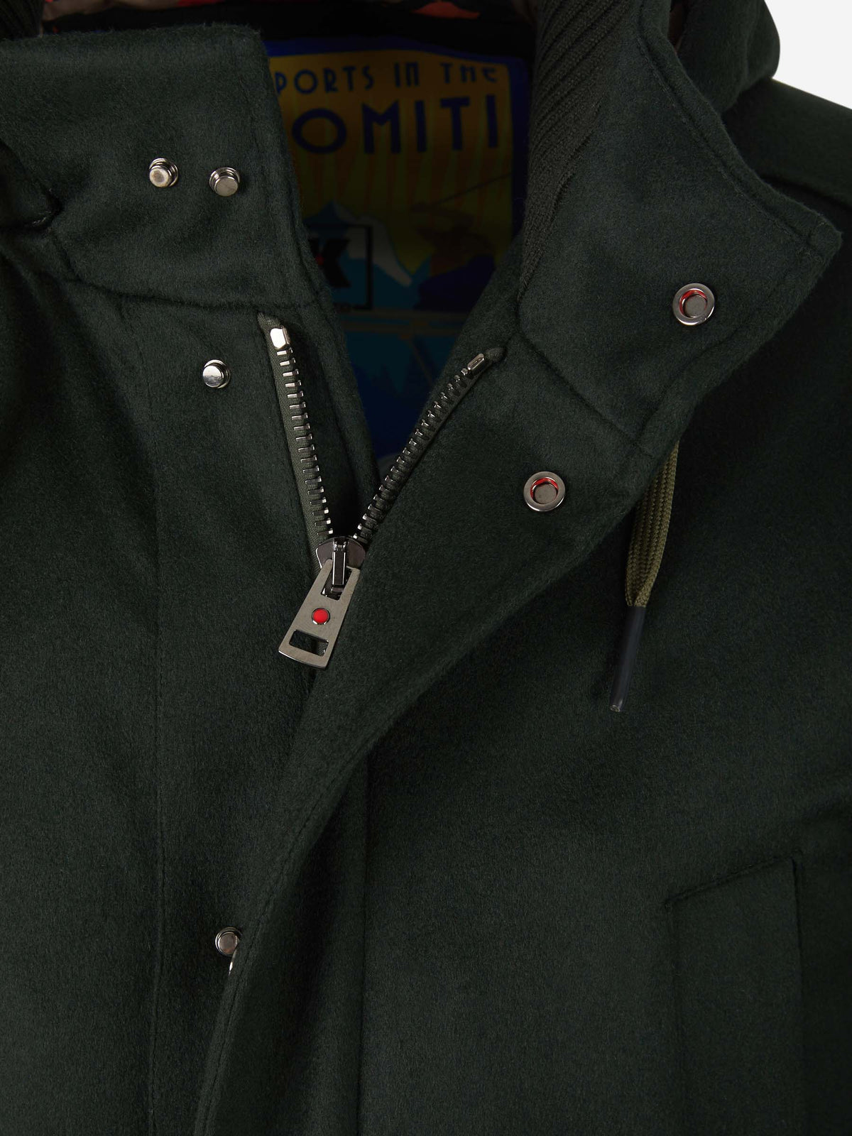Outlet online Kired Hombre Abrigo Capucha Camuflaje color Verde Oscuro sku 502-001437 01 - Foto 3