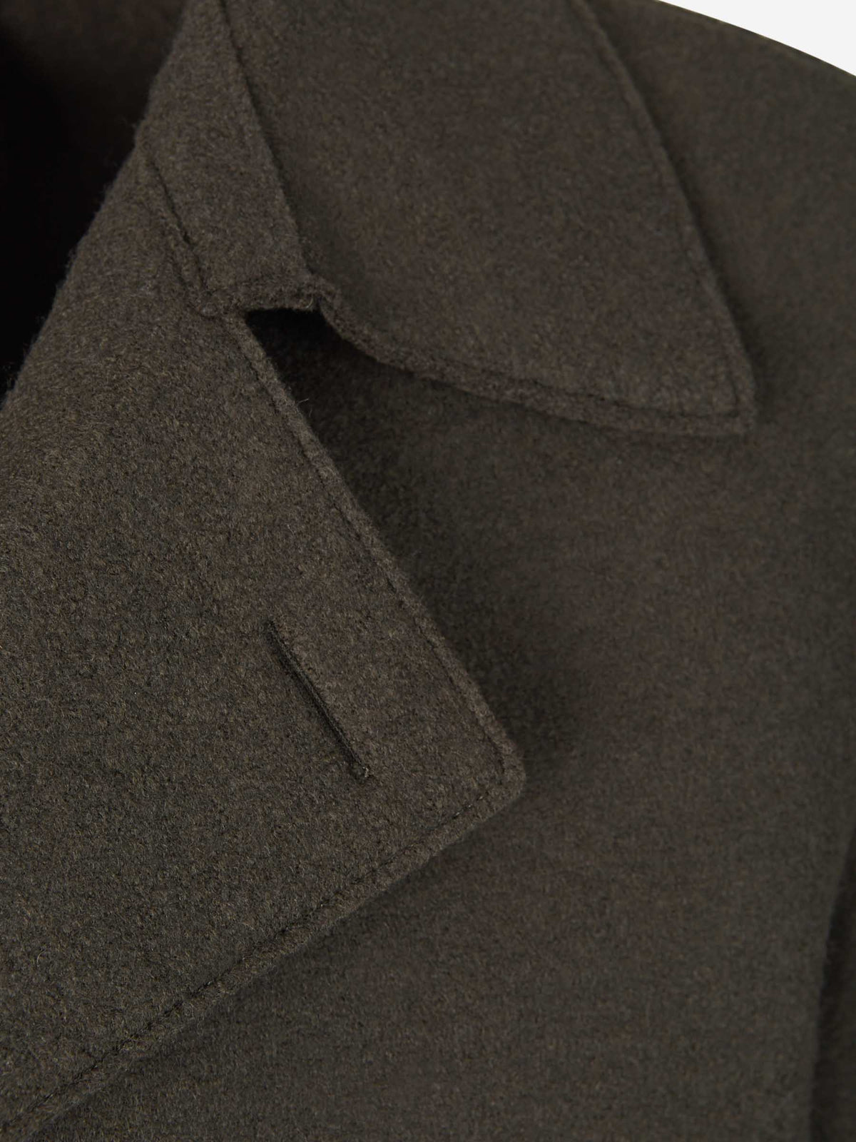 Outlet online Harris Wharf Hombre Abrigo Cruzado Lana color Verde Militar sku 502-001438 01 - Foto 3