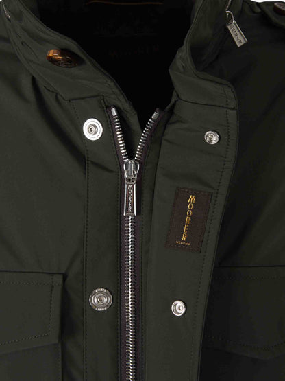 Moorer Hombre Barcelona Chaqueta Técnica Denver color Verde Militar sku 502-001628 01 - Foto 3