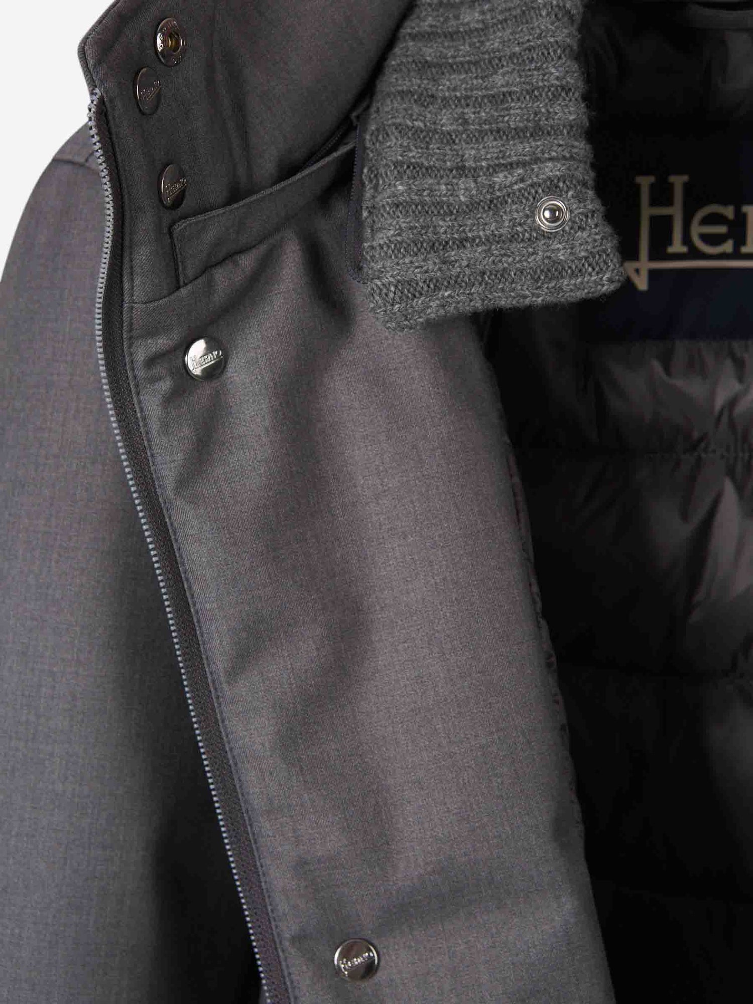 Outlet online Herno Hombre Abrigo Largo Capucha color Gris Antracita sku 502-001632 02 - Foto 4