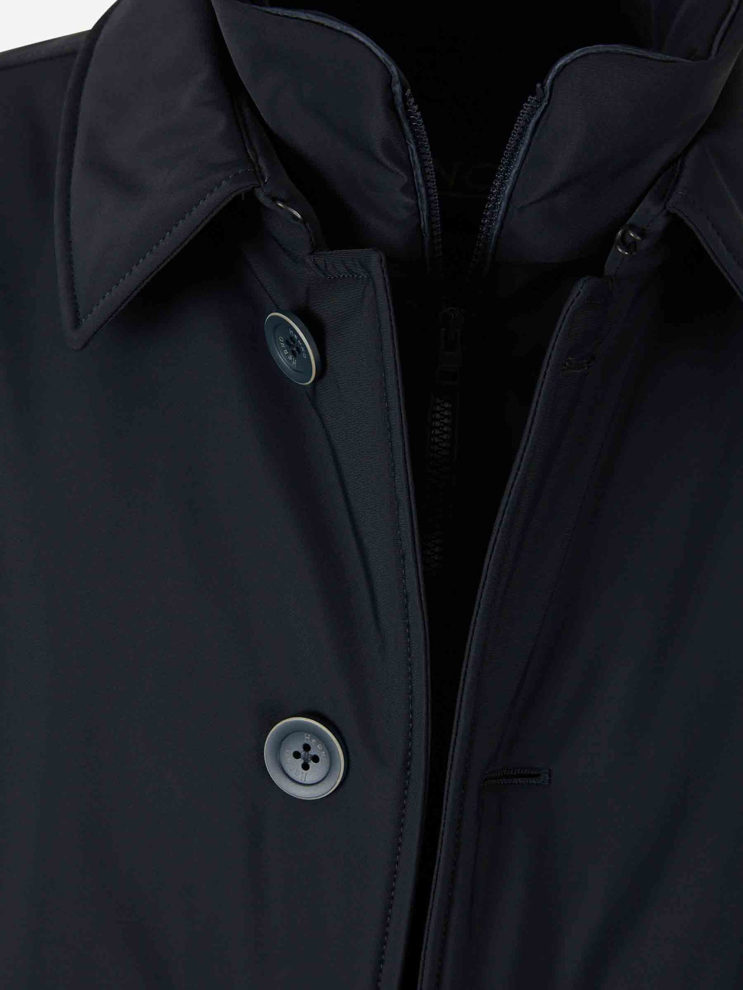 Outlet online Herno Hombre Gabardina Acolchada color Azul Marino sku 502-001636 01 - Foto 3