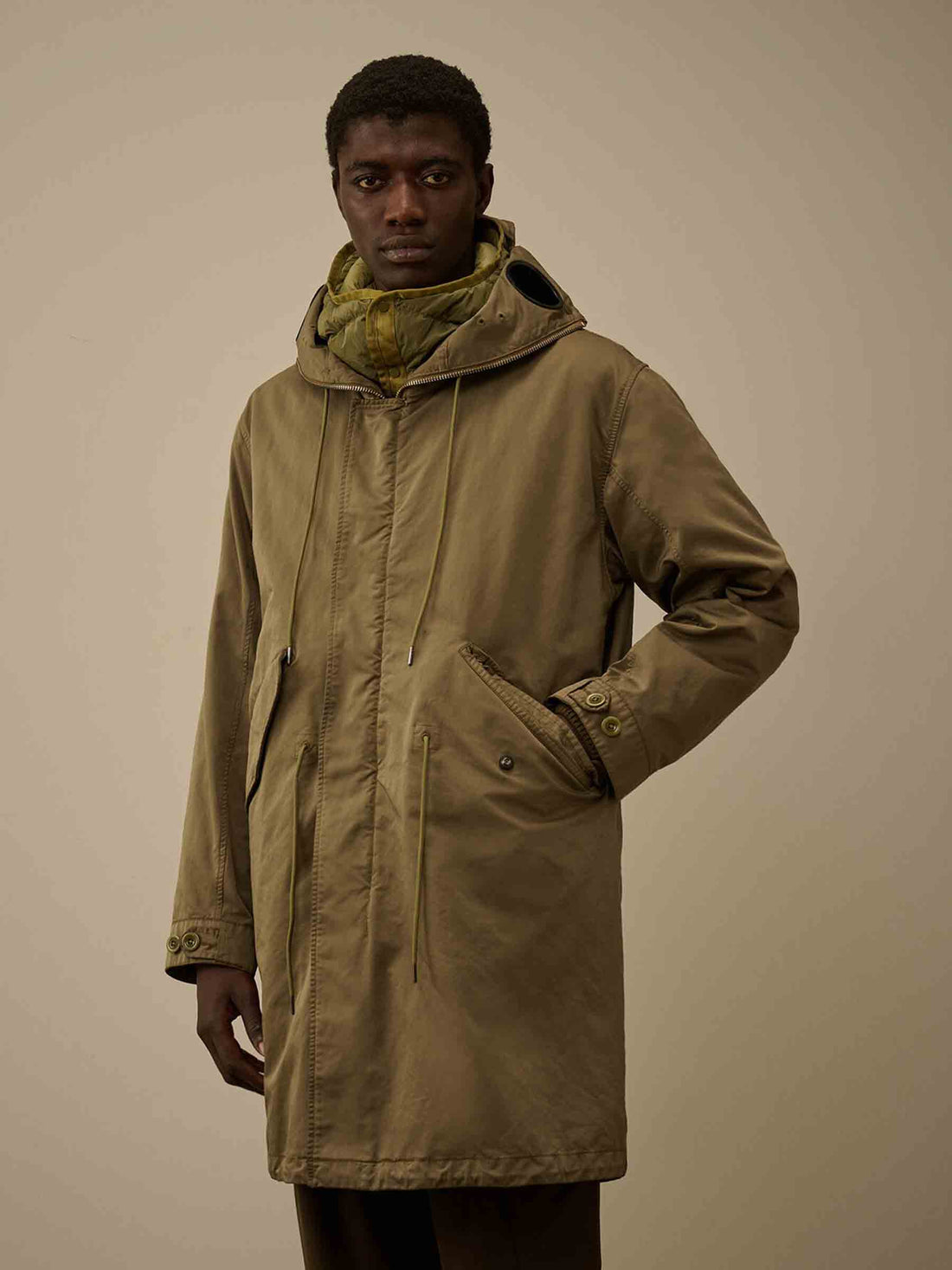 Outlet online C.P. Company Hombre Parka Micro Kei Explorer color Verde sku 502-001658 00 - Foto 2