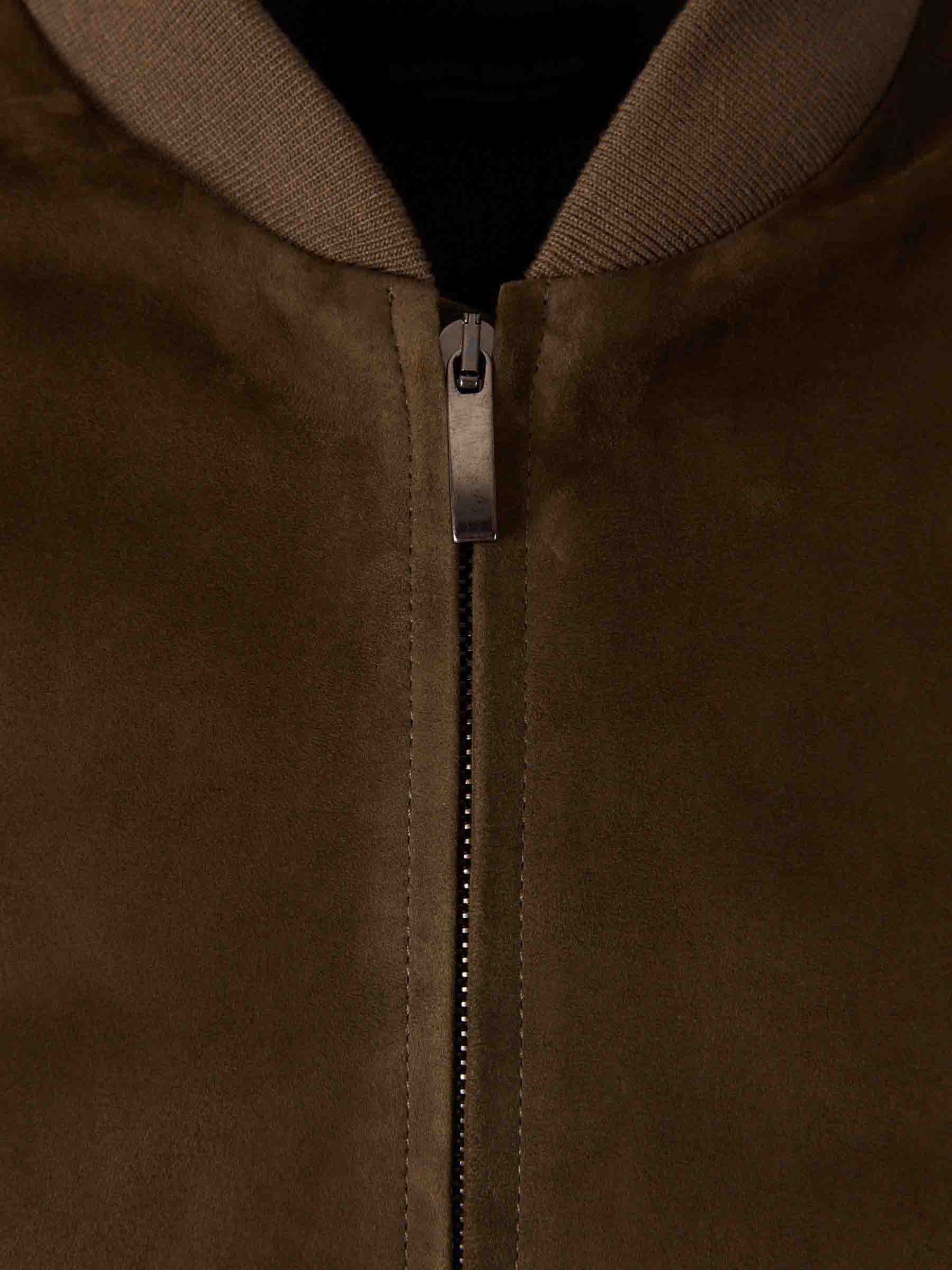 Santa Eulalia Hombre Barcelona Chaqueta Bomber Piel color Verde Oscuro sku 511-000652 01 - Foto 3